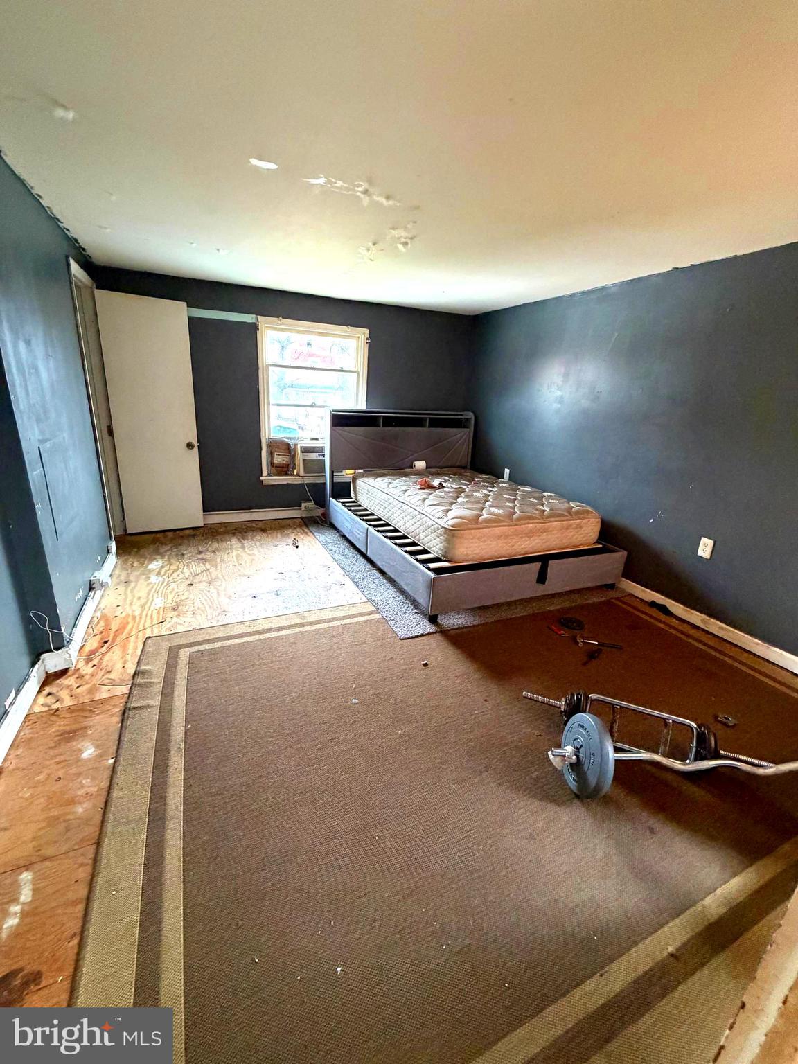 NORRISTOWN - Residential