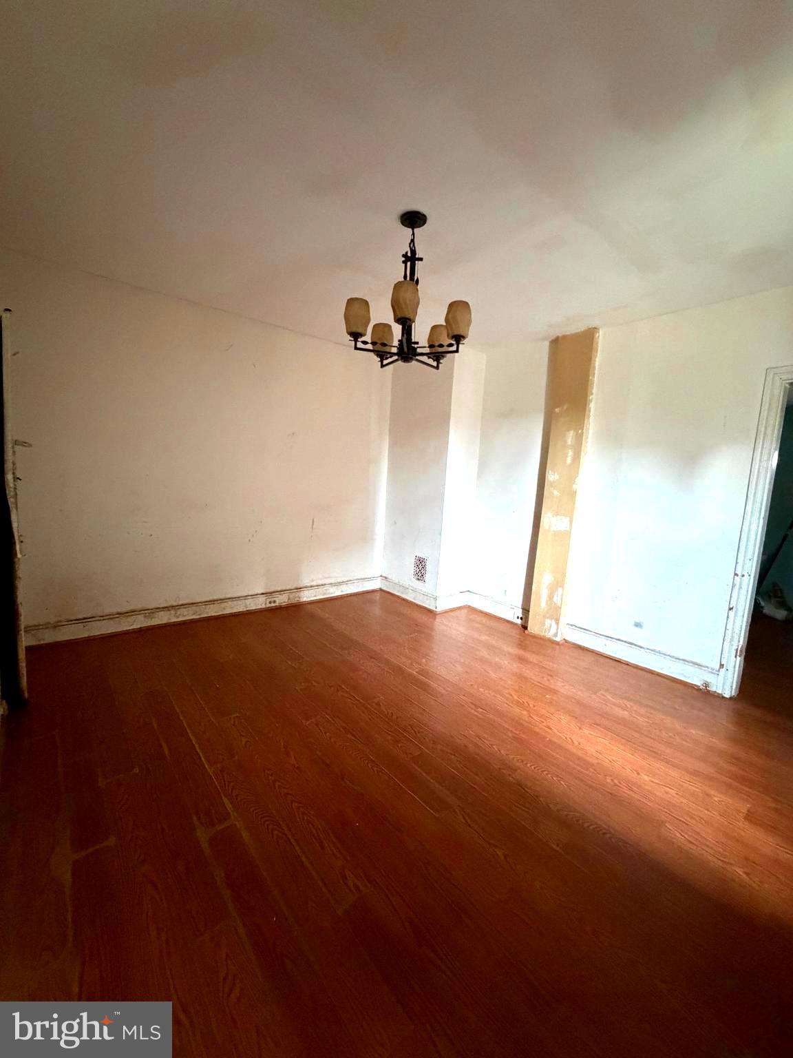 NORRISTOWN - Residential