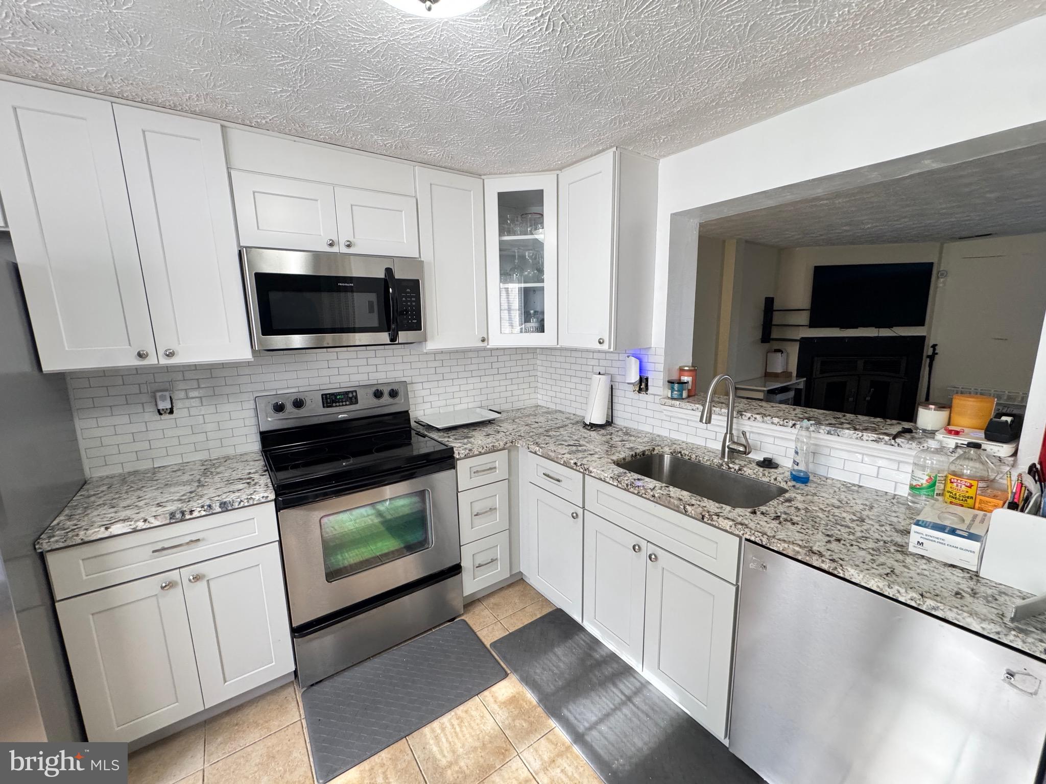 OAK POND PLAT FIVEPHASE - Residential