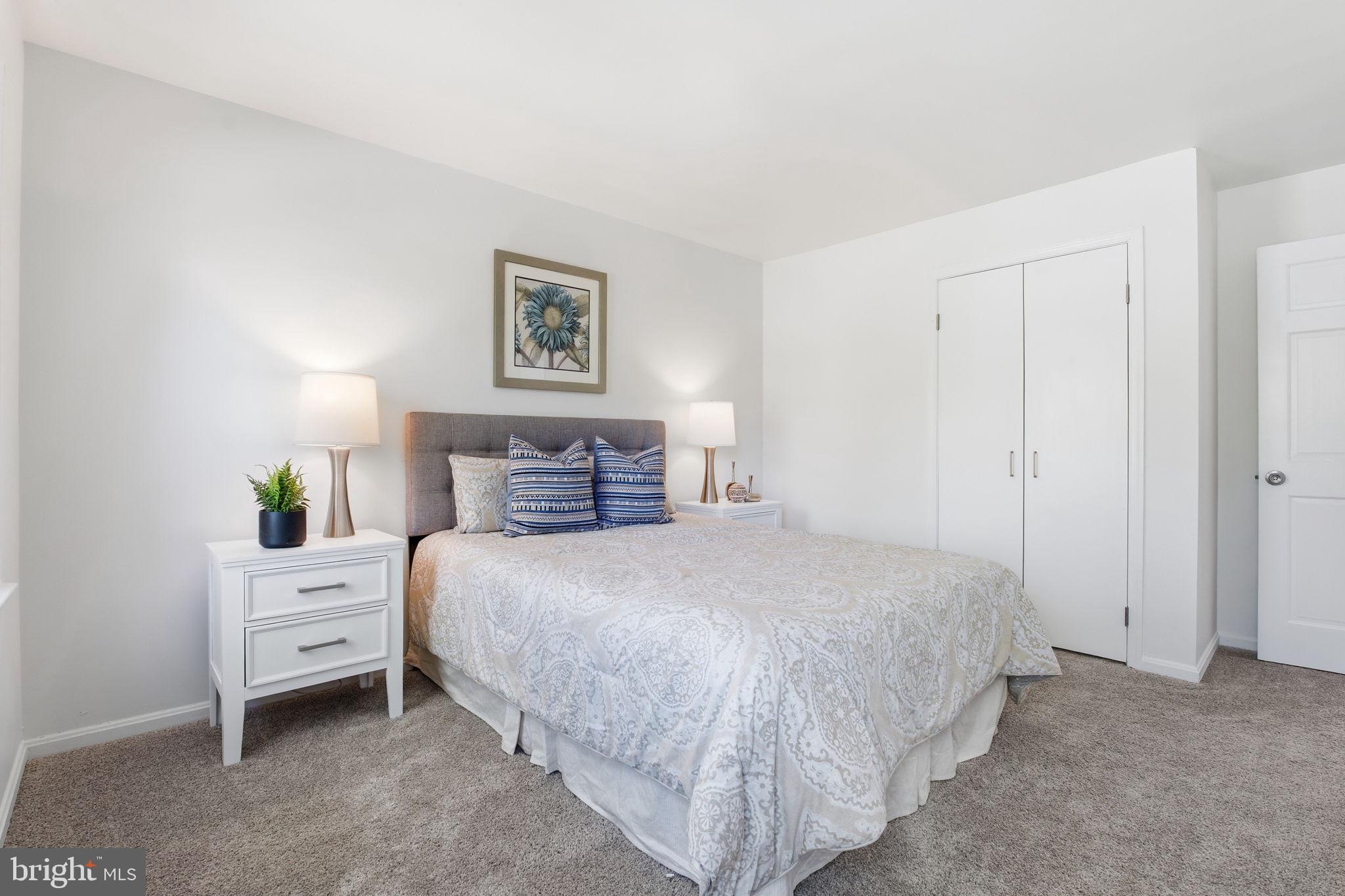 STONEGATE - Residential