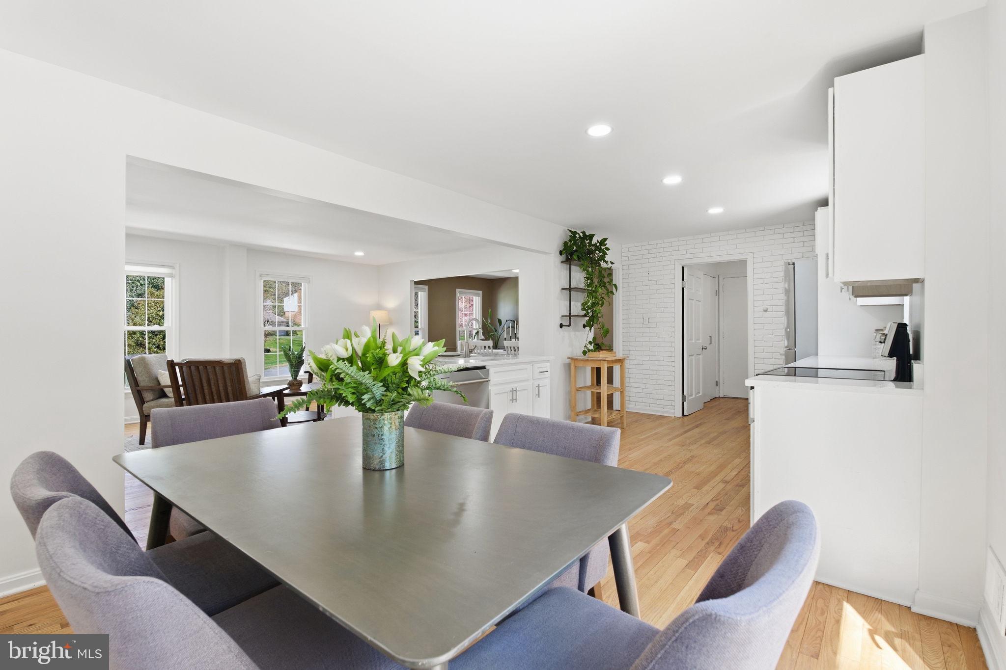 STONEGATE - Residential