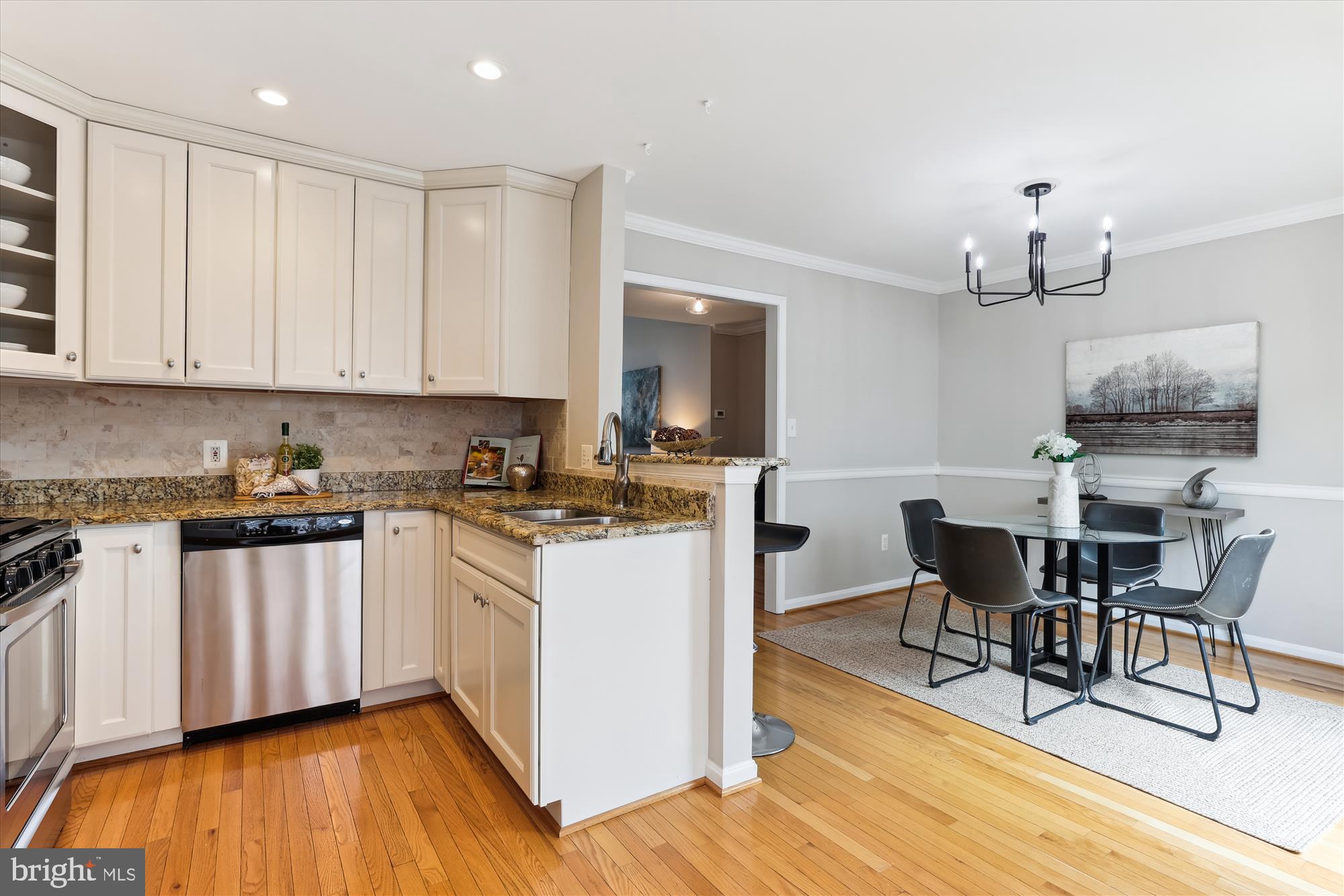 STONEGATE - Residential