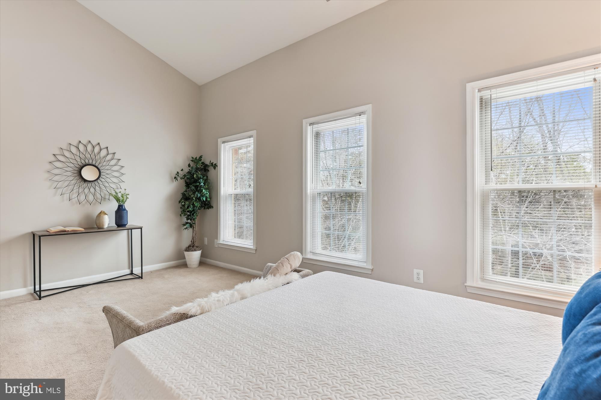 STONEGATE - Residential