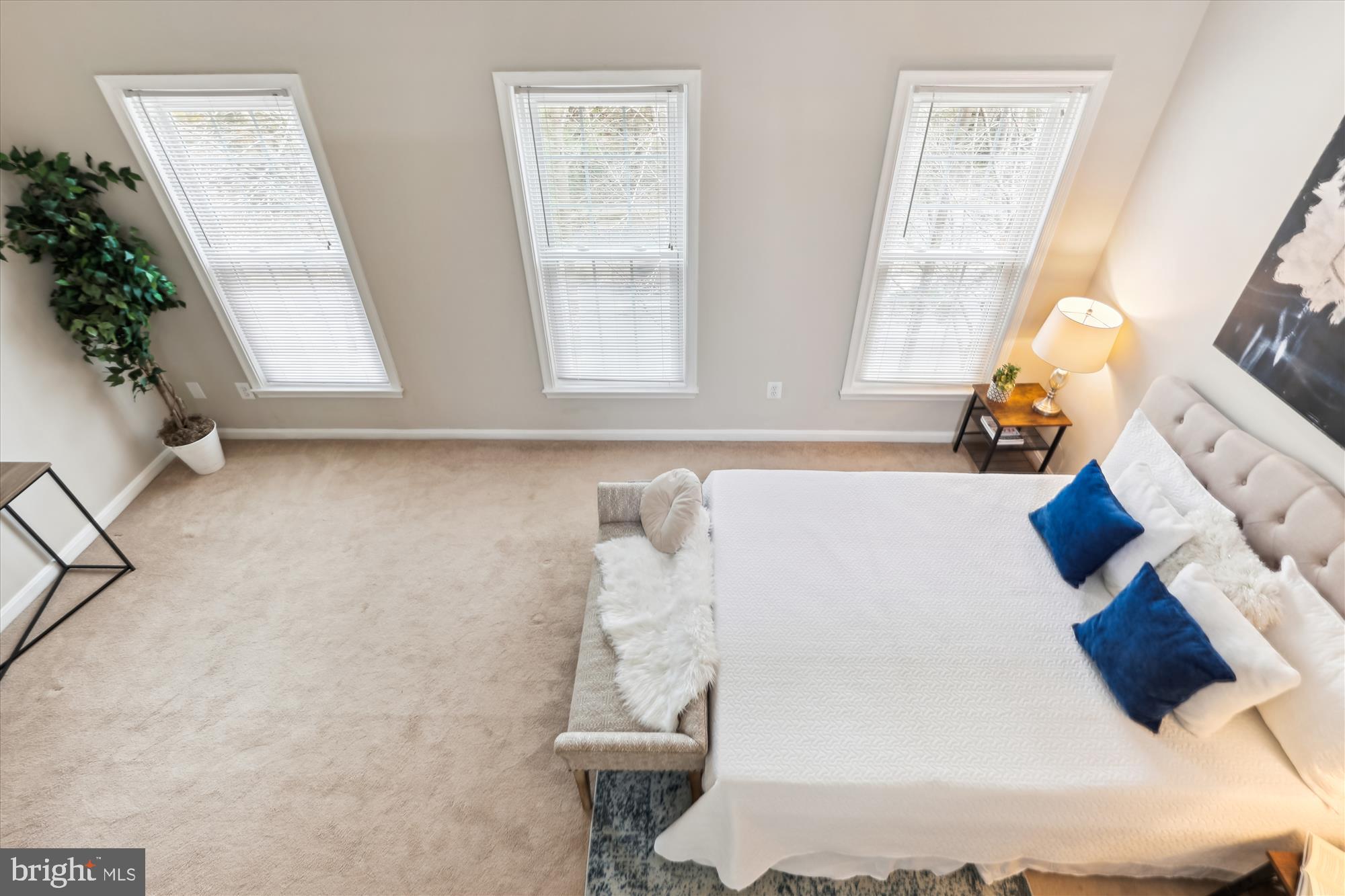 STONEGATE - Residential