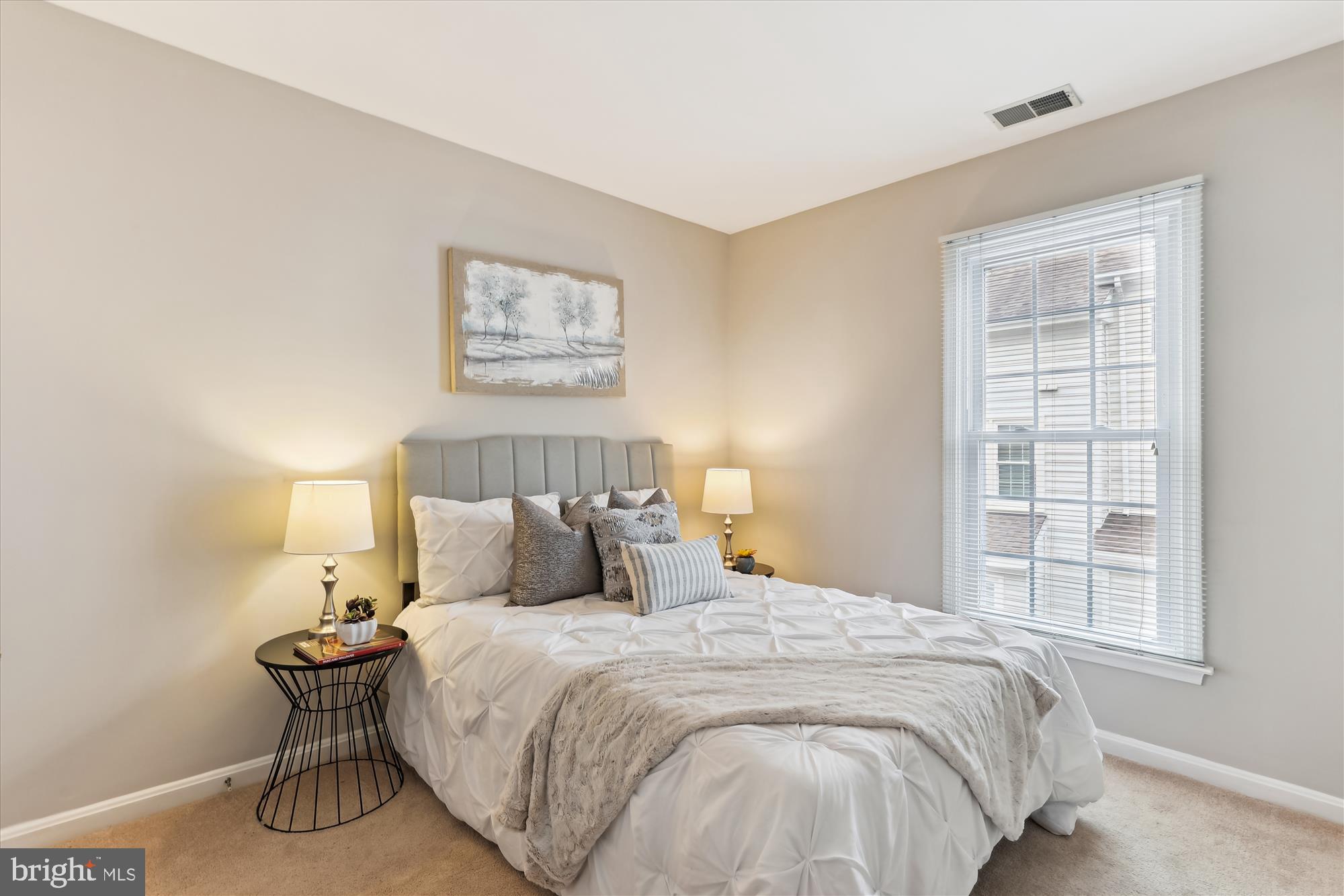 STONEGATE - Residential