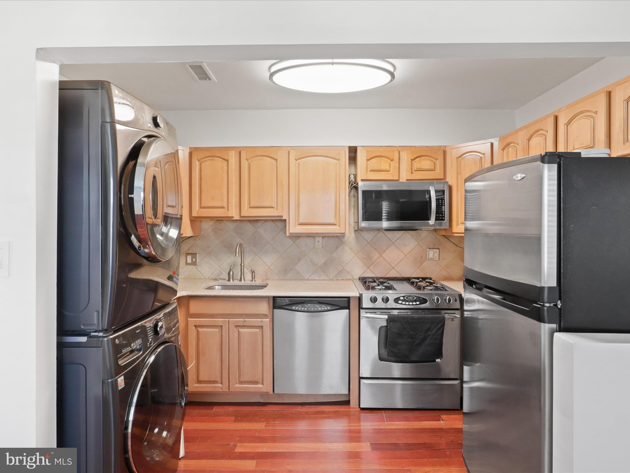 ALEXANDRIA - Residential Lease