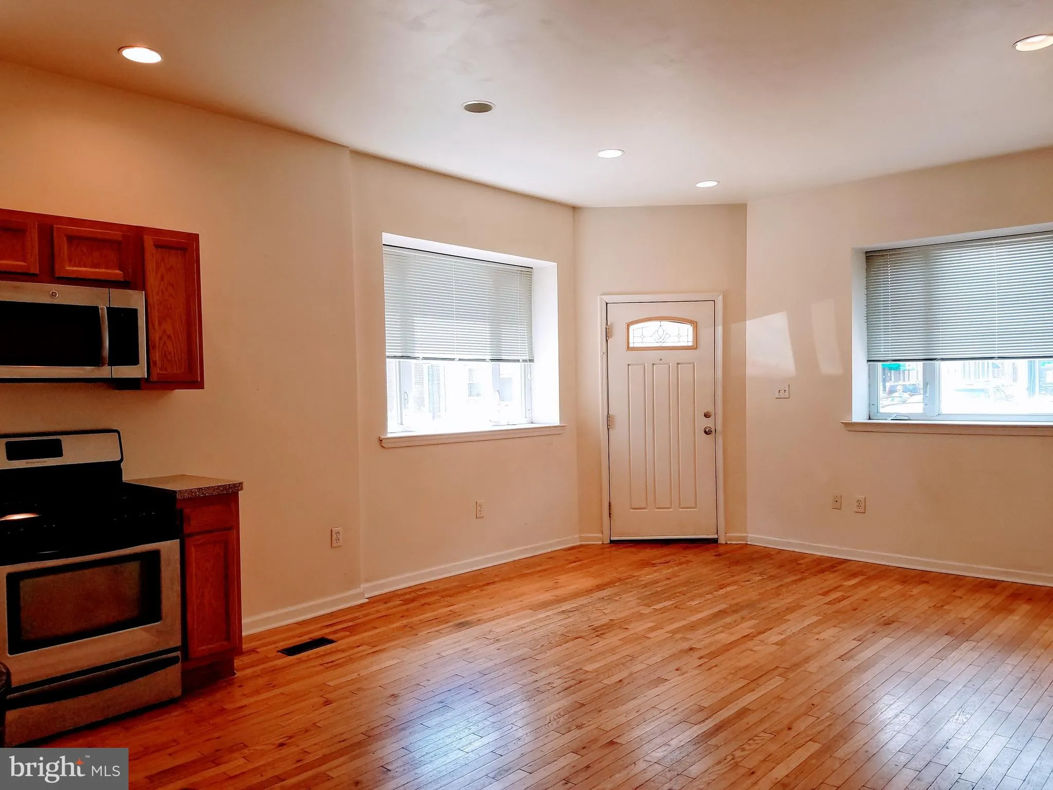 Philadelphia, Pennsylvania 19148, United States, 1 Bedroom Bedrooms, ,1 BathroomBathrooms,Residential,Contingent,148646