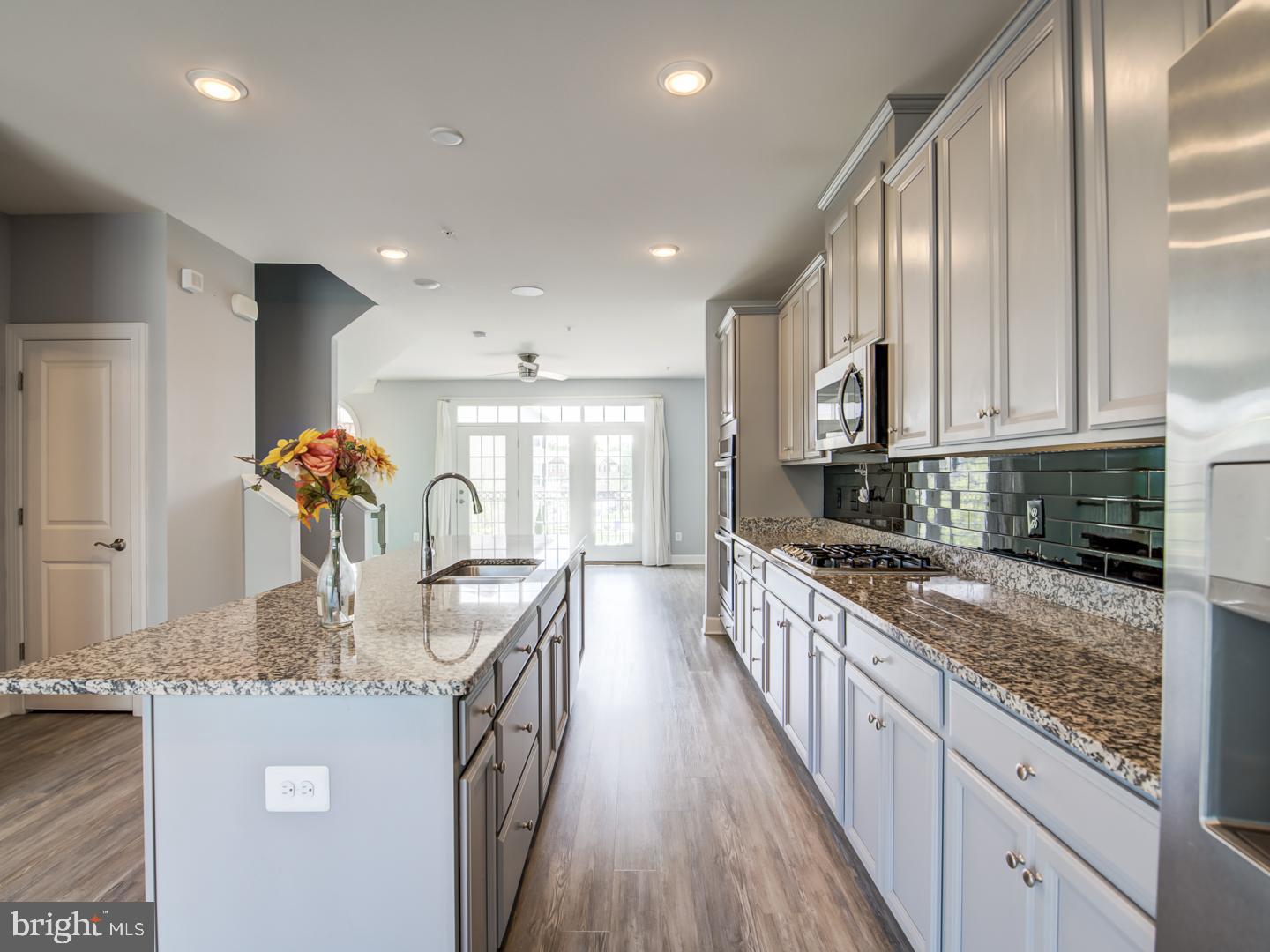 HAMILTON PARK - Residential