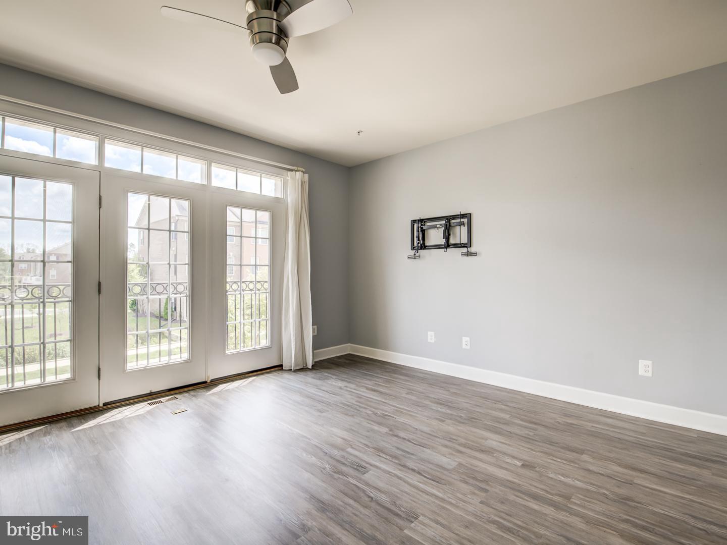 HAMILTON PARK - Residential