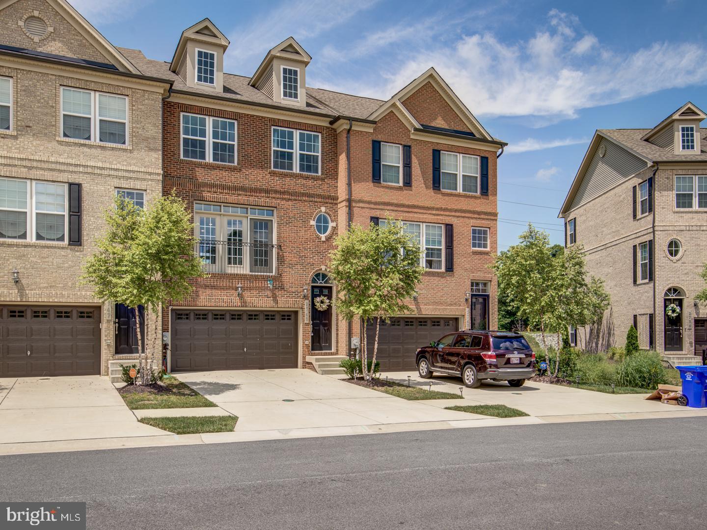 HAMILTON PARK - Residential