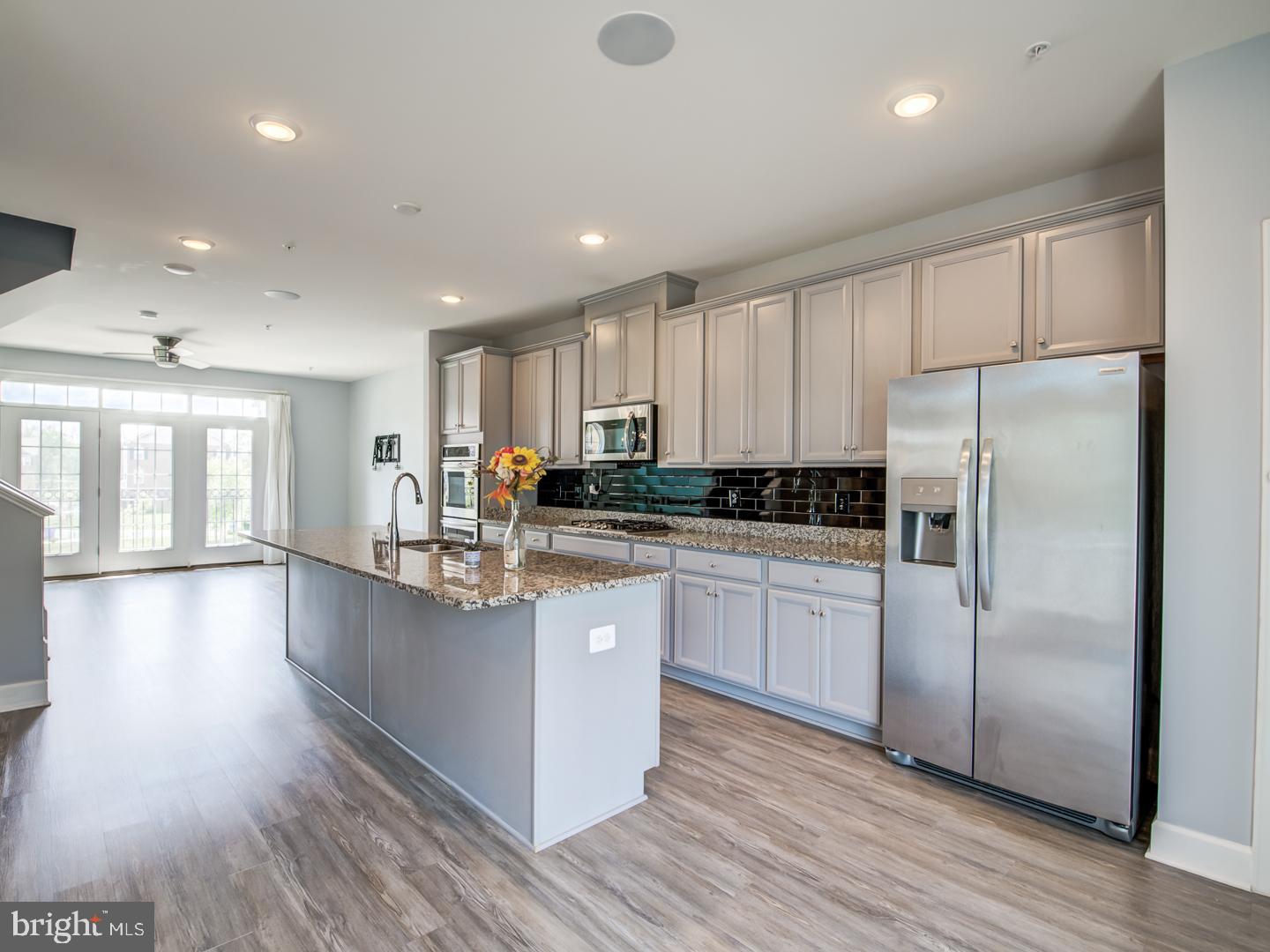 HAMILTON PARK - Residential