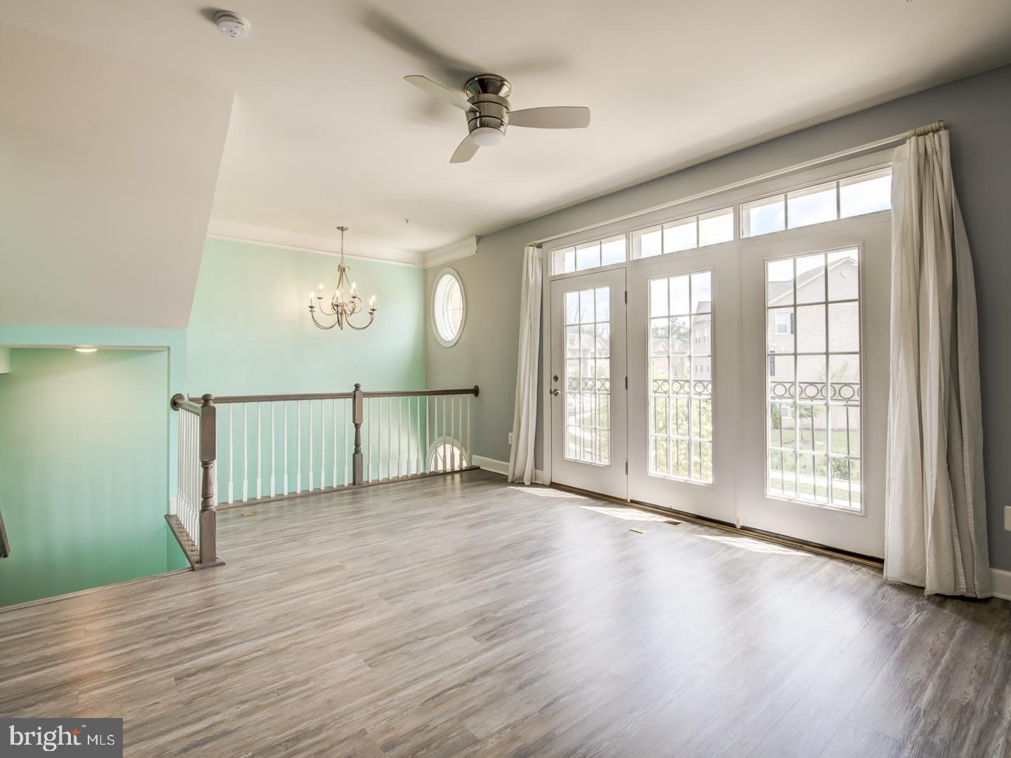 HAMILTON PARK - Residential