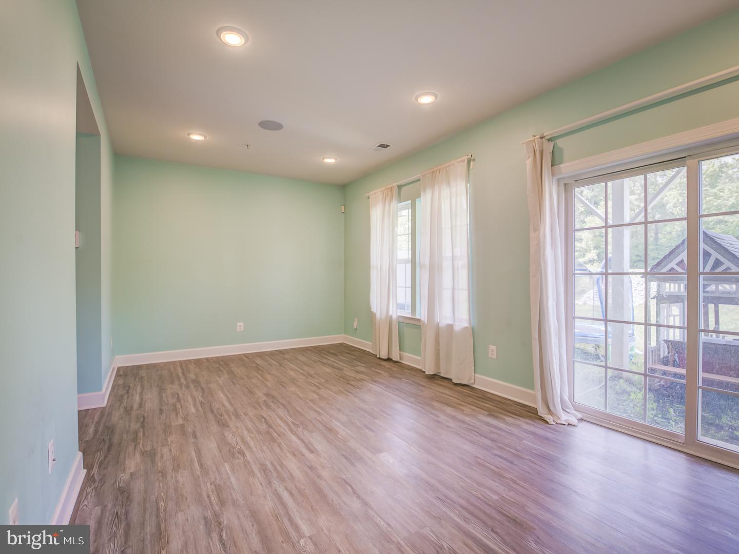 HAMILTON PARK - Residential