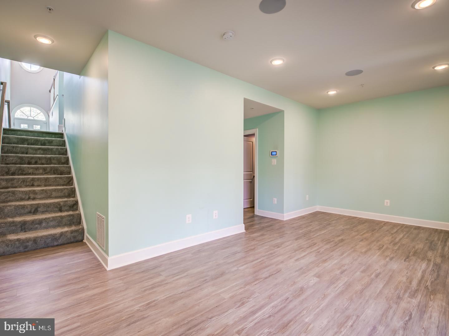 HAMILTON PARK - Residential