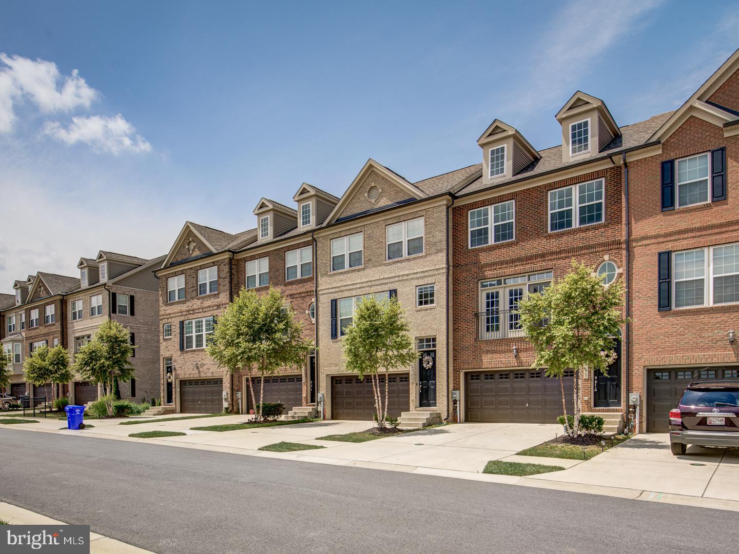 HAMILTON PARK - Residential