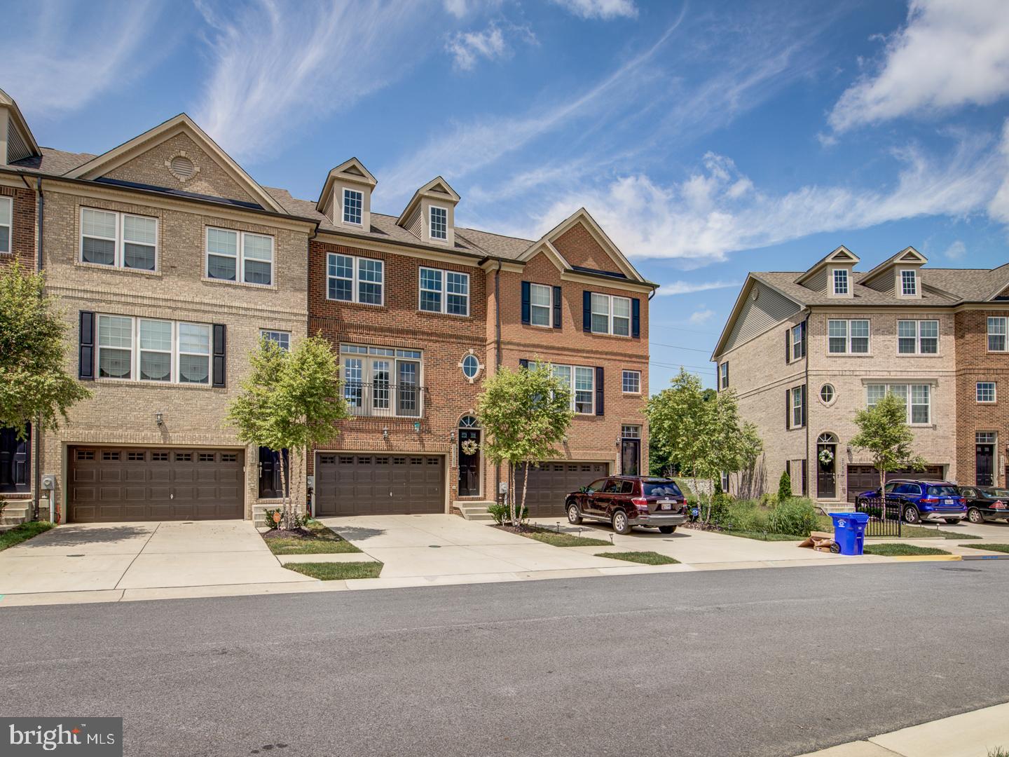 HAMILTON PARK - Residential