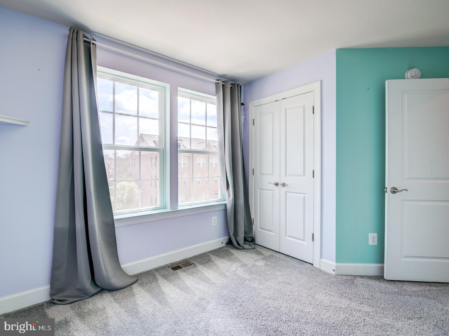 HAMILTON PARK - Residential