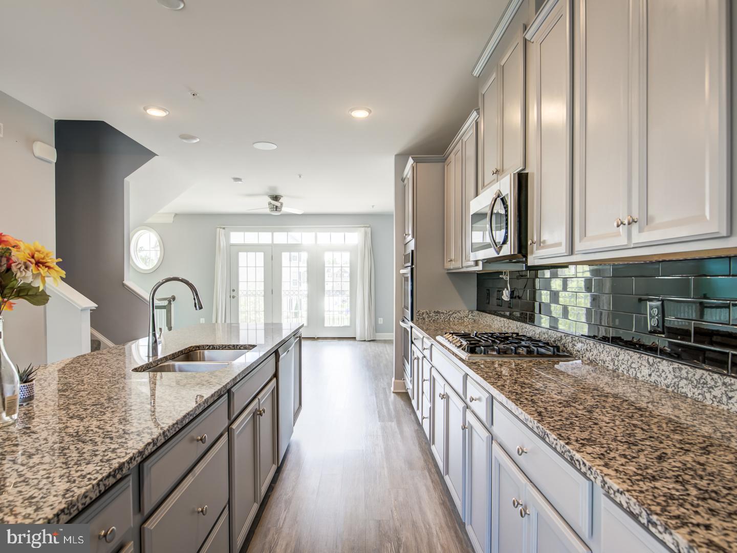 HAMILTON PARK - Residential