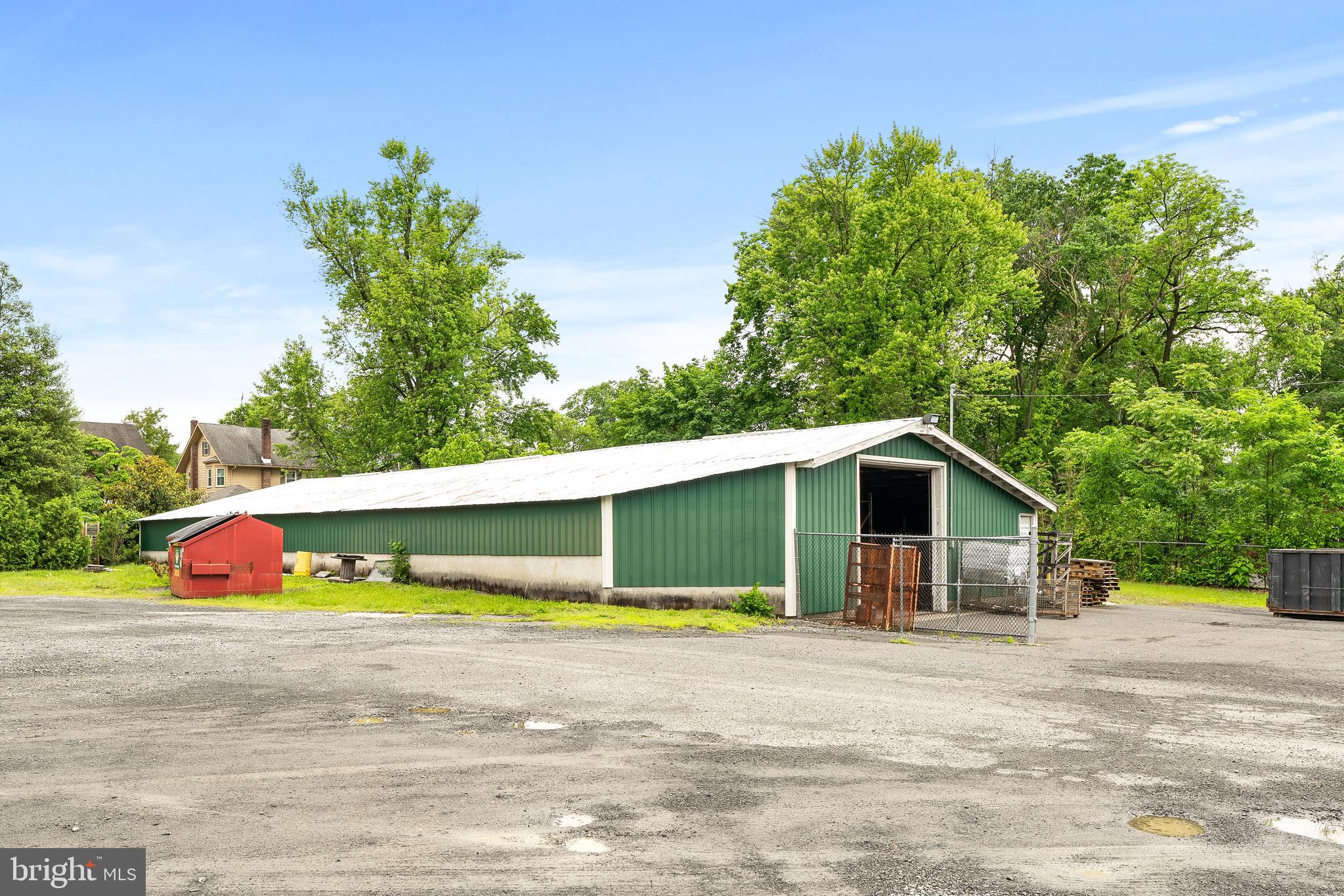 135 W WARD STREET