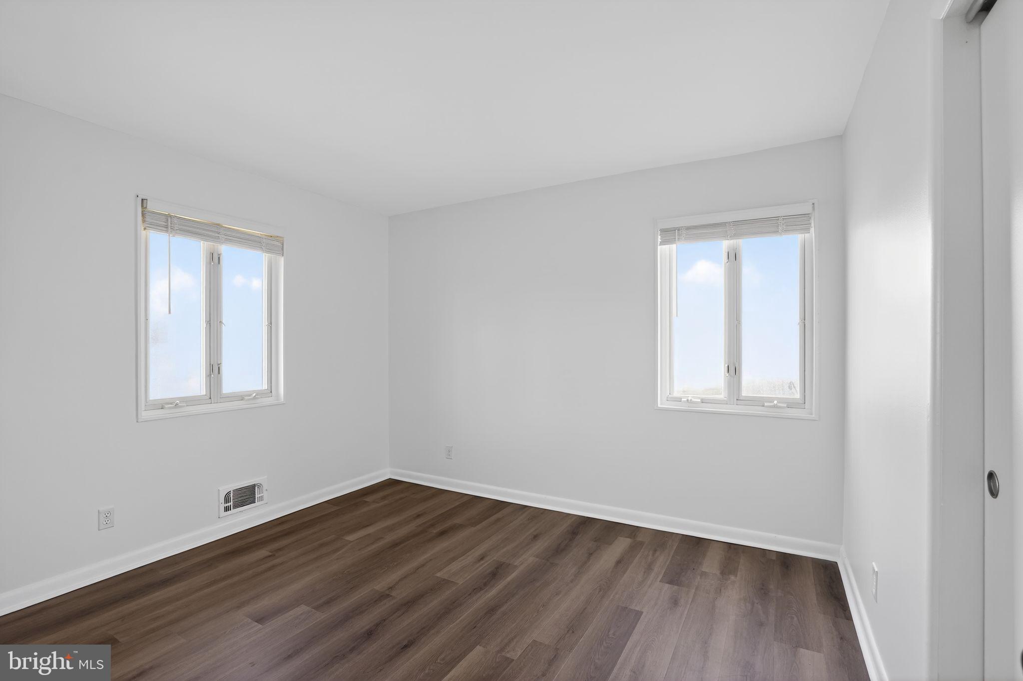 NORTH SPRINGFIELD - Residential Lease