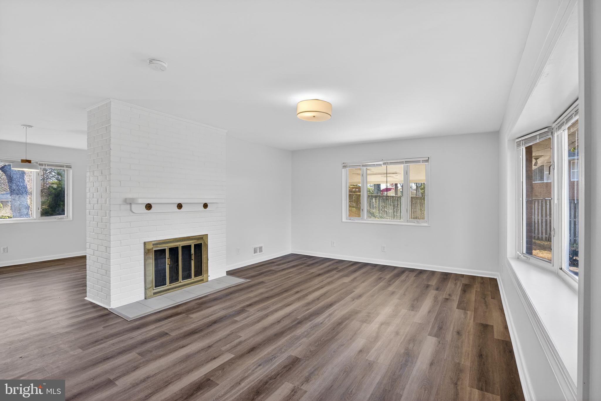 NORTH SPRINGFIELD - Residential Lease