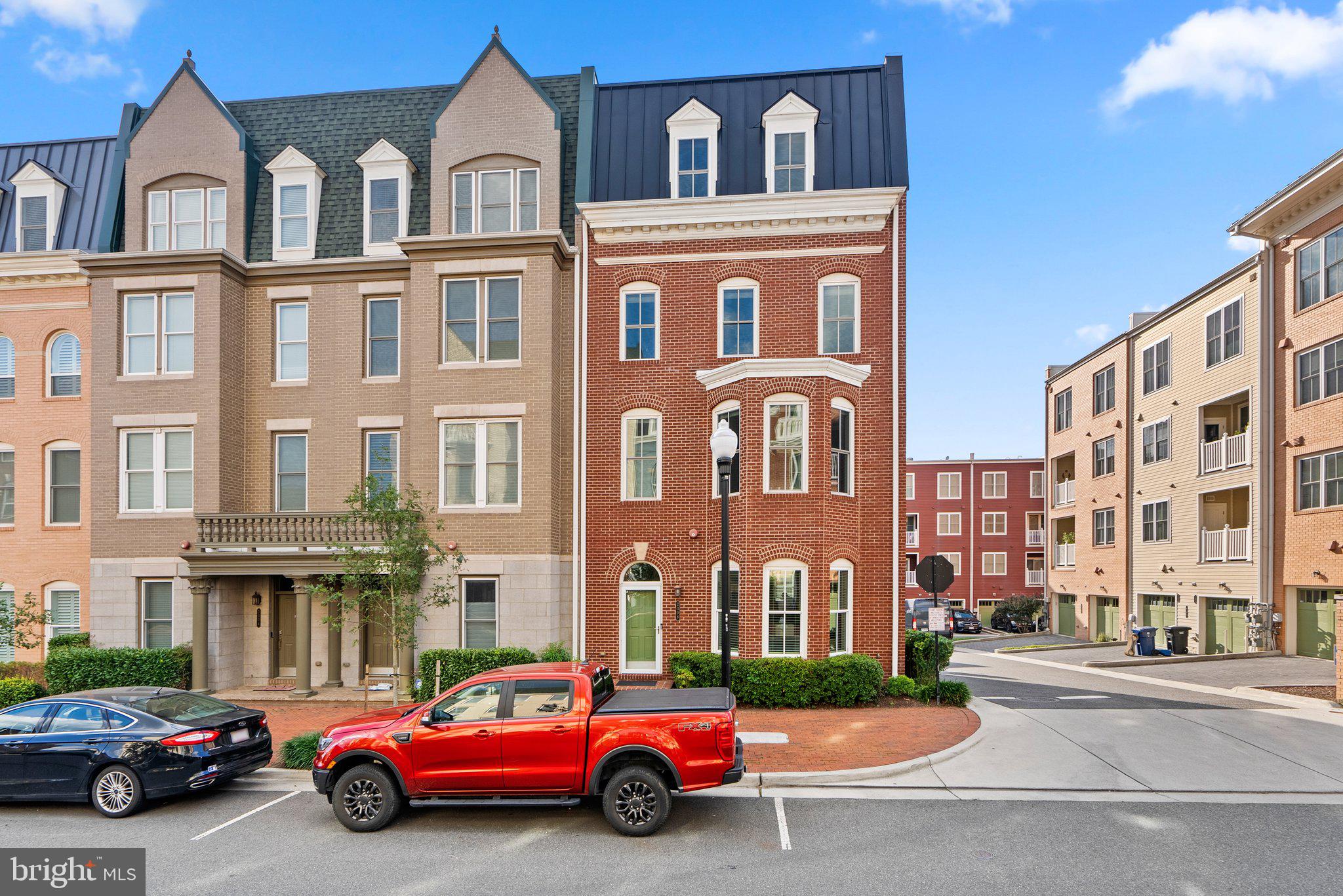 POTOMAC YARD - Residential