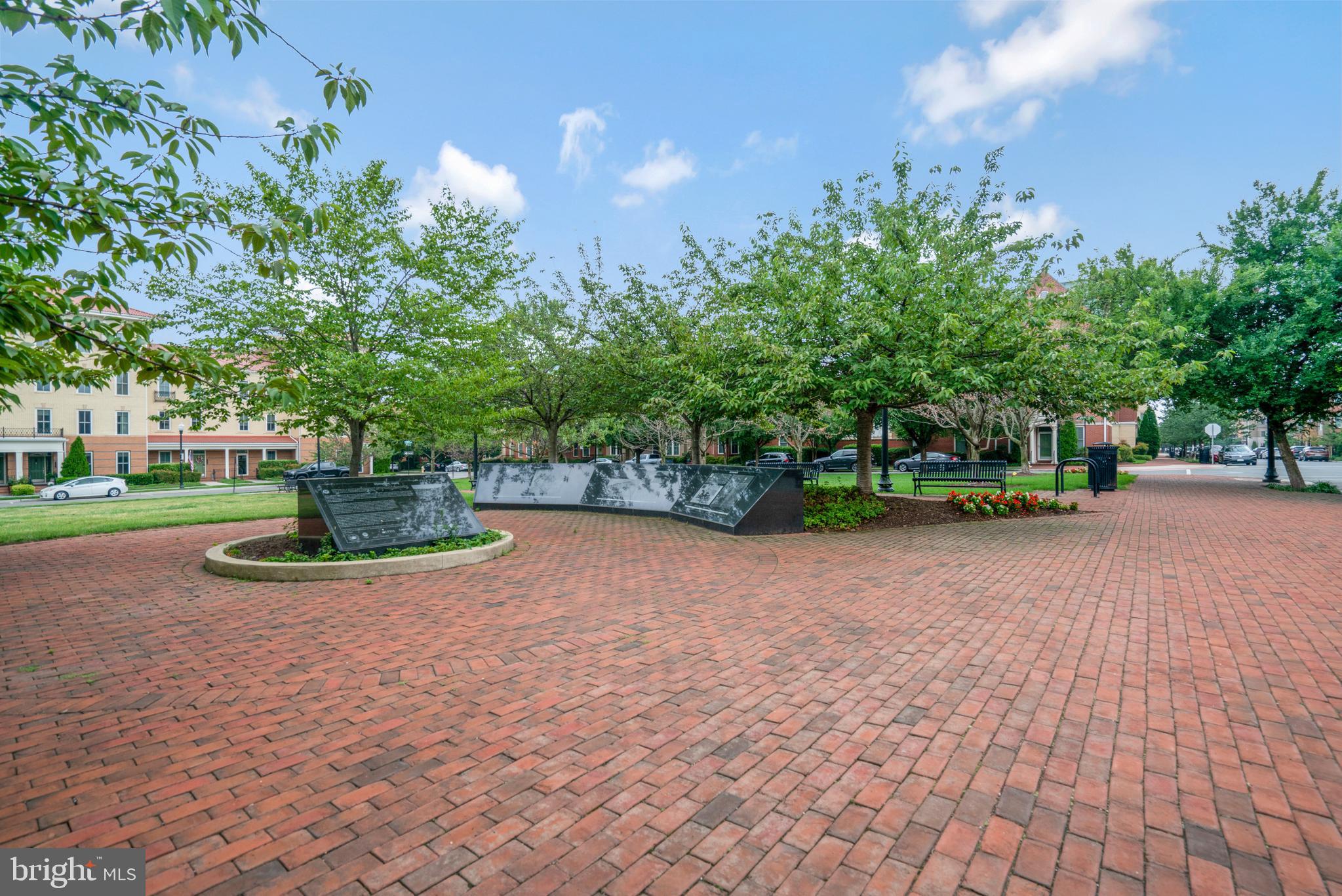 POTOMAC YARD - Residential