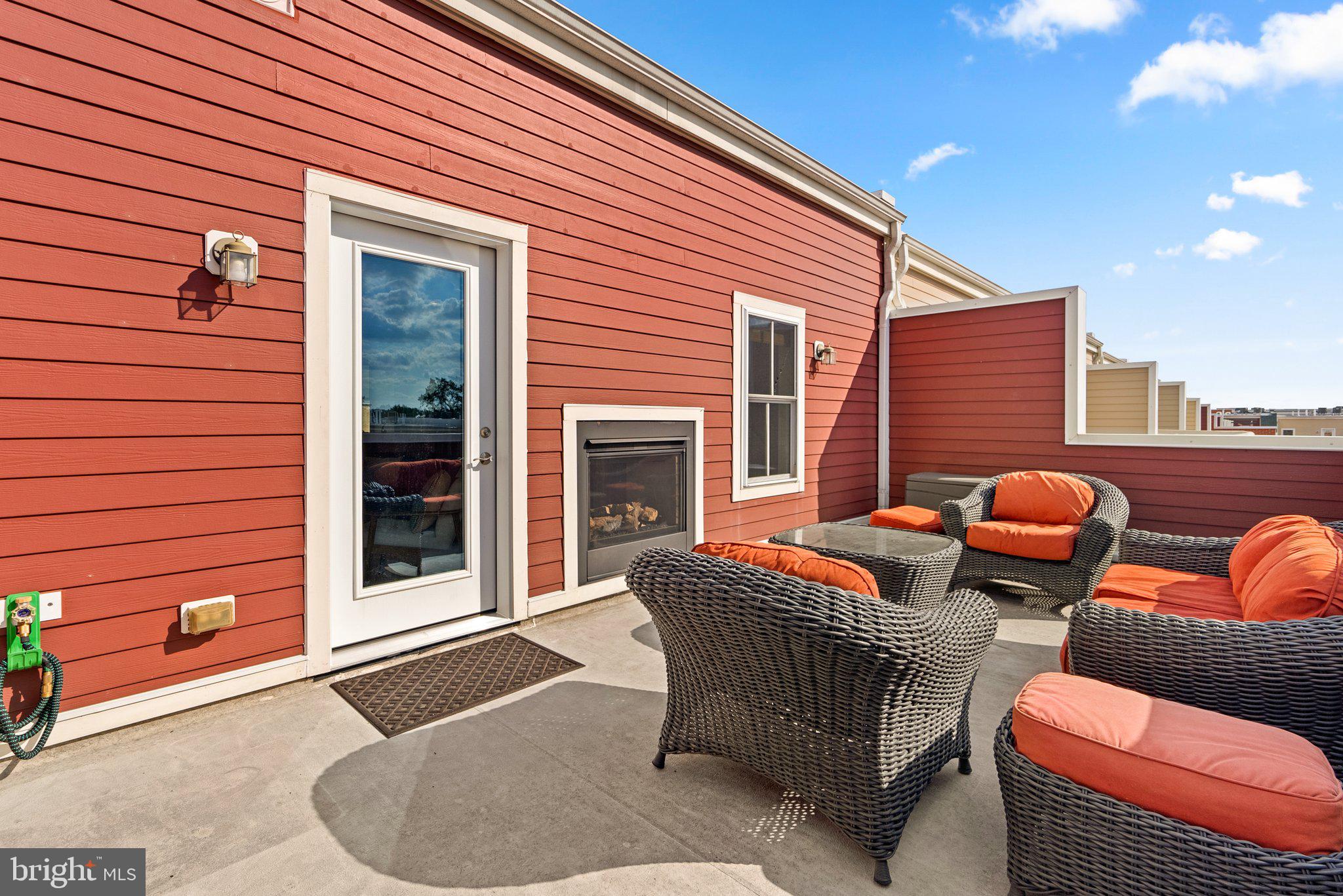 POTOMAC YARD - Residential