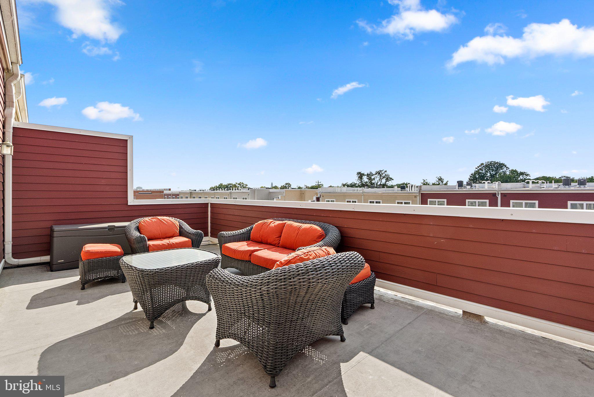 POTOMAC YARD - Residential