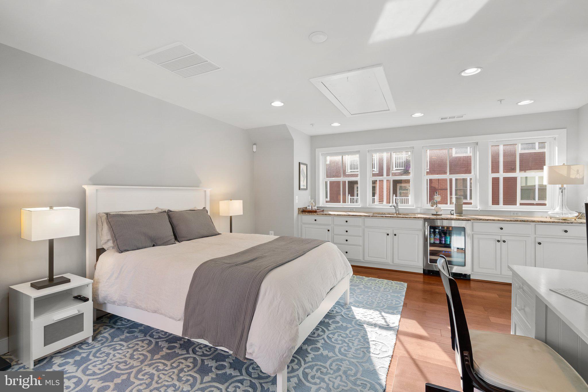 POTOMAC YARD - Residential