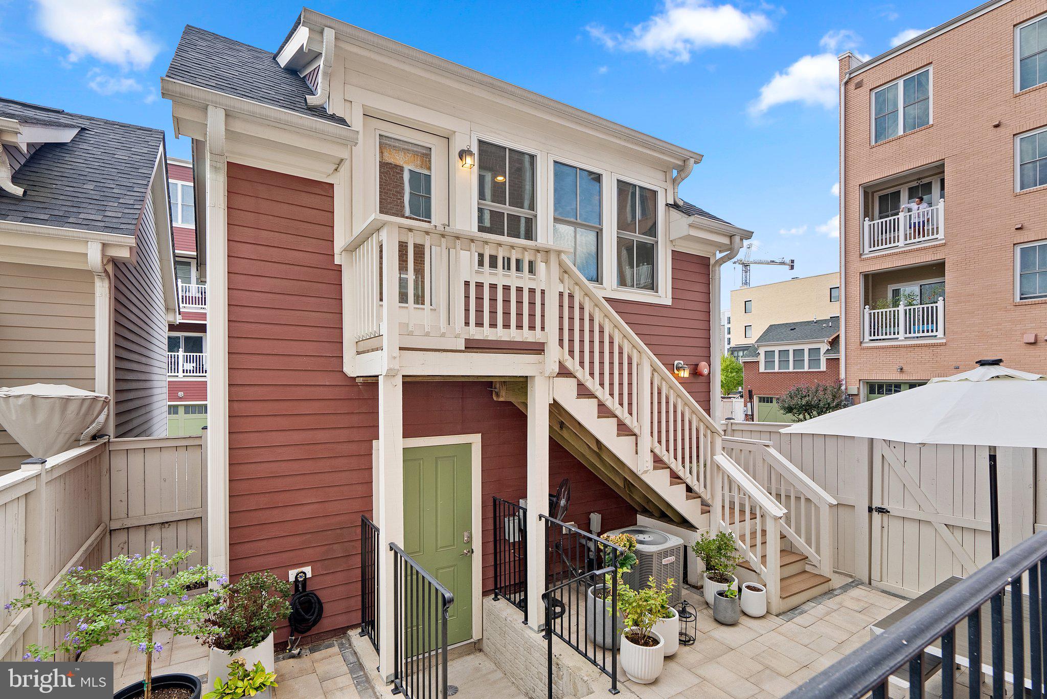 POTOMAC YARD - Residential