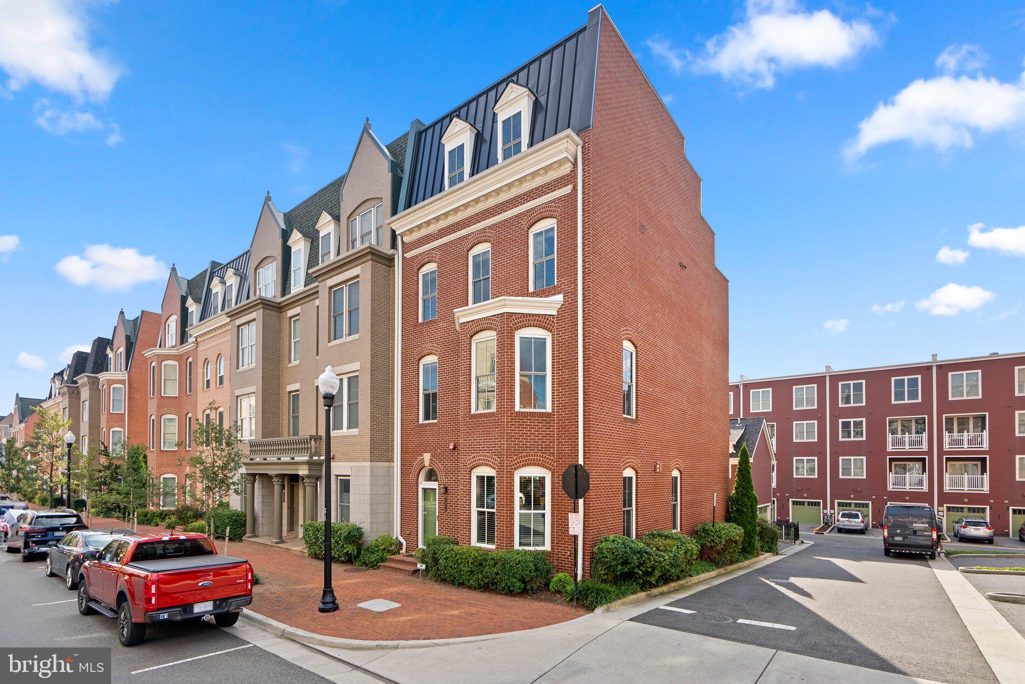 POTOMAC YARD - Residential
