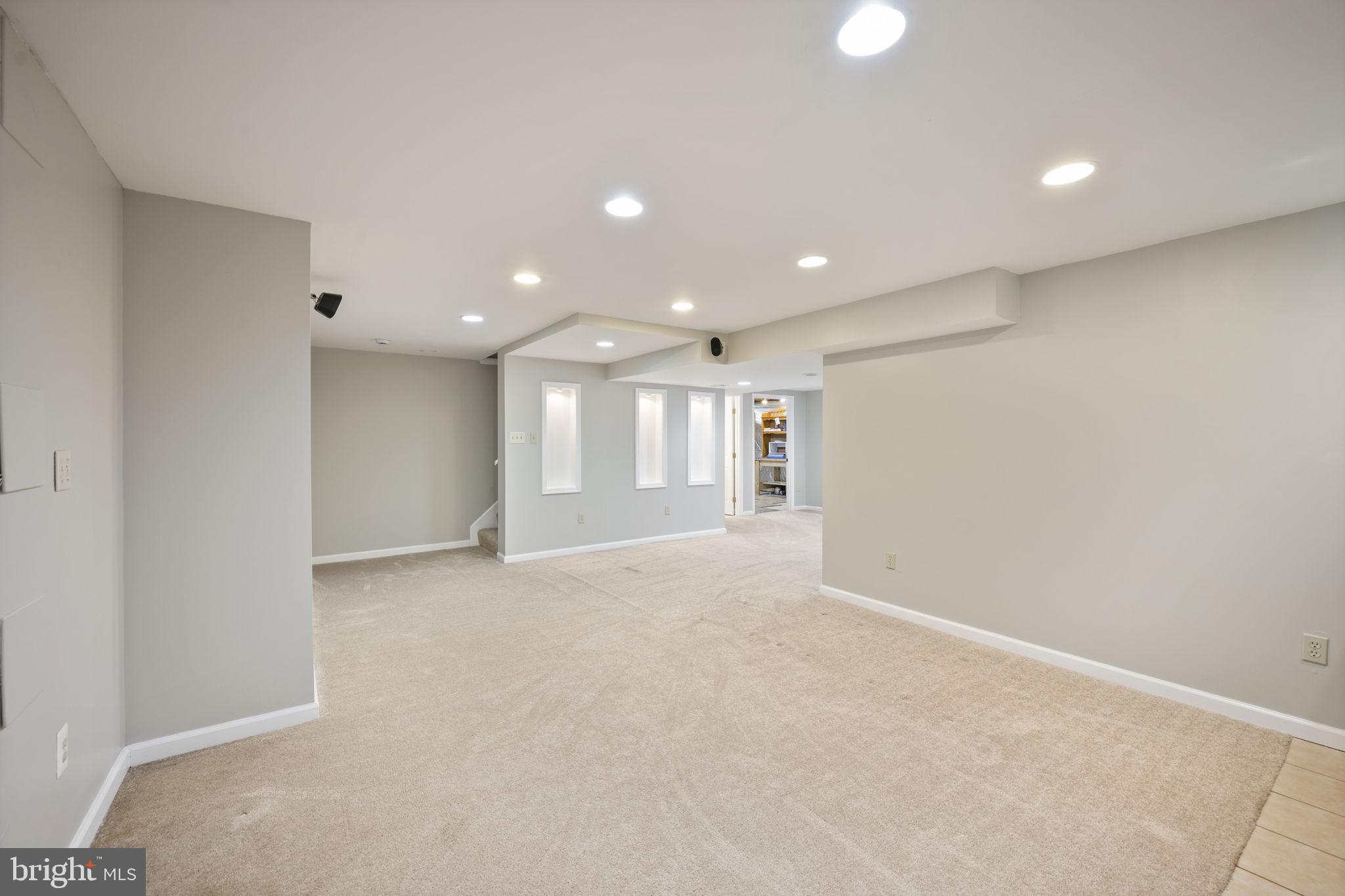 BRENTWOOD PARK - Residential