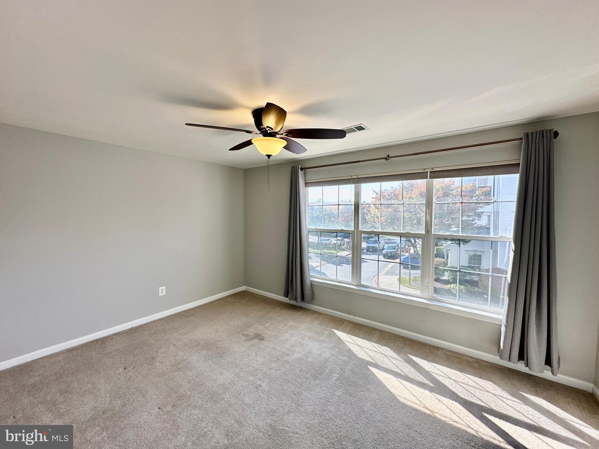 TOWN CENTER - Residential