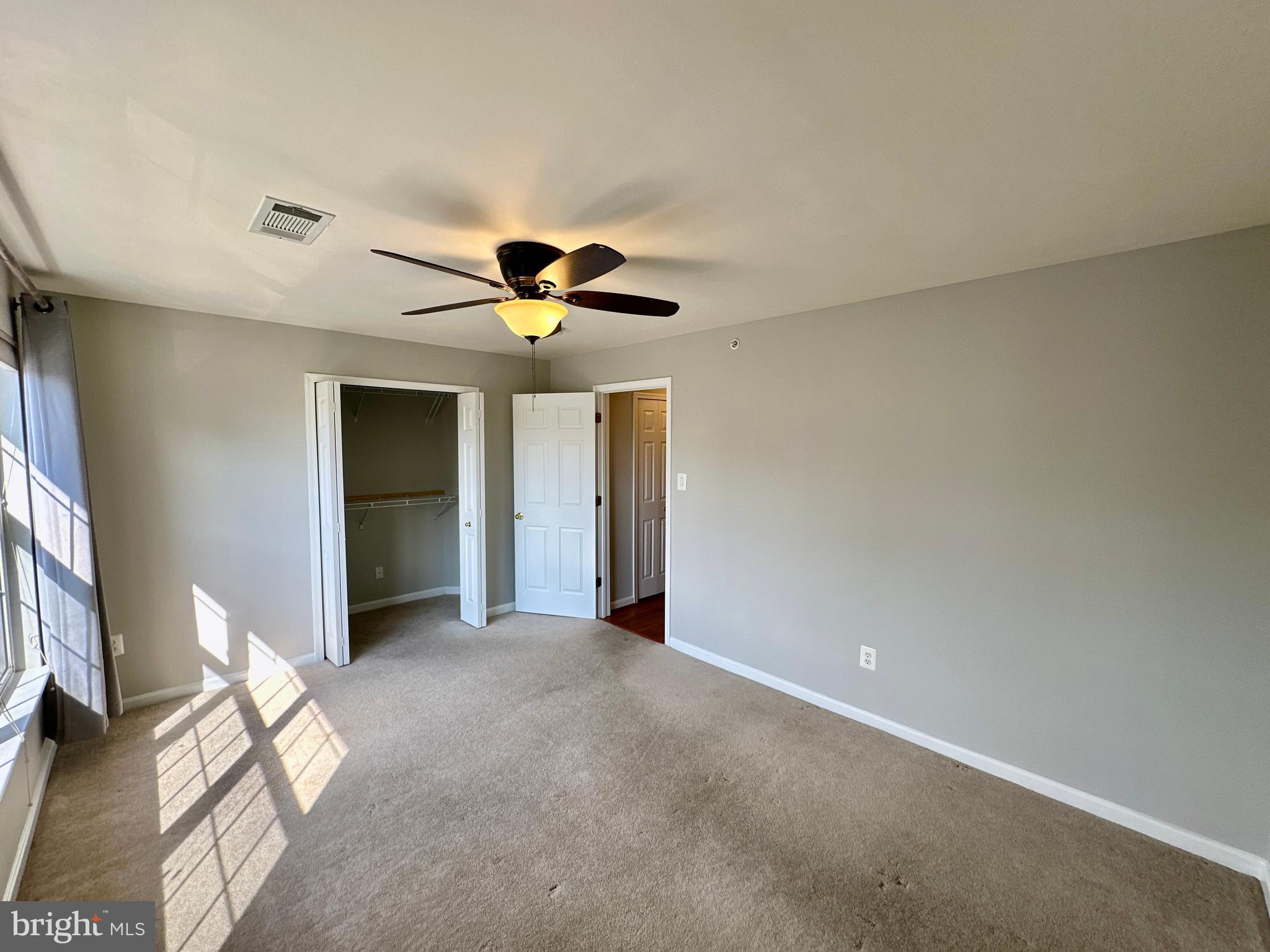 TOWN CENTER - Residential