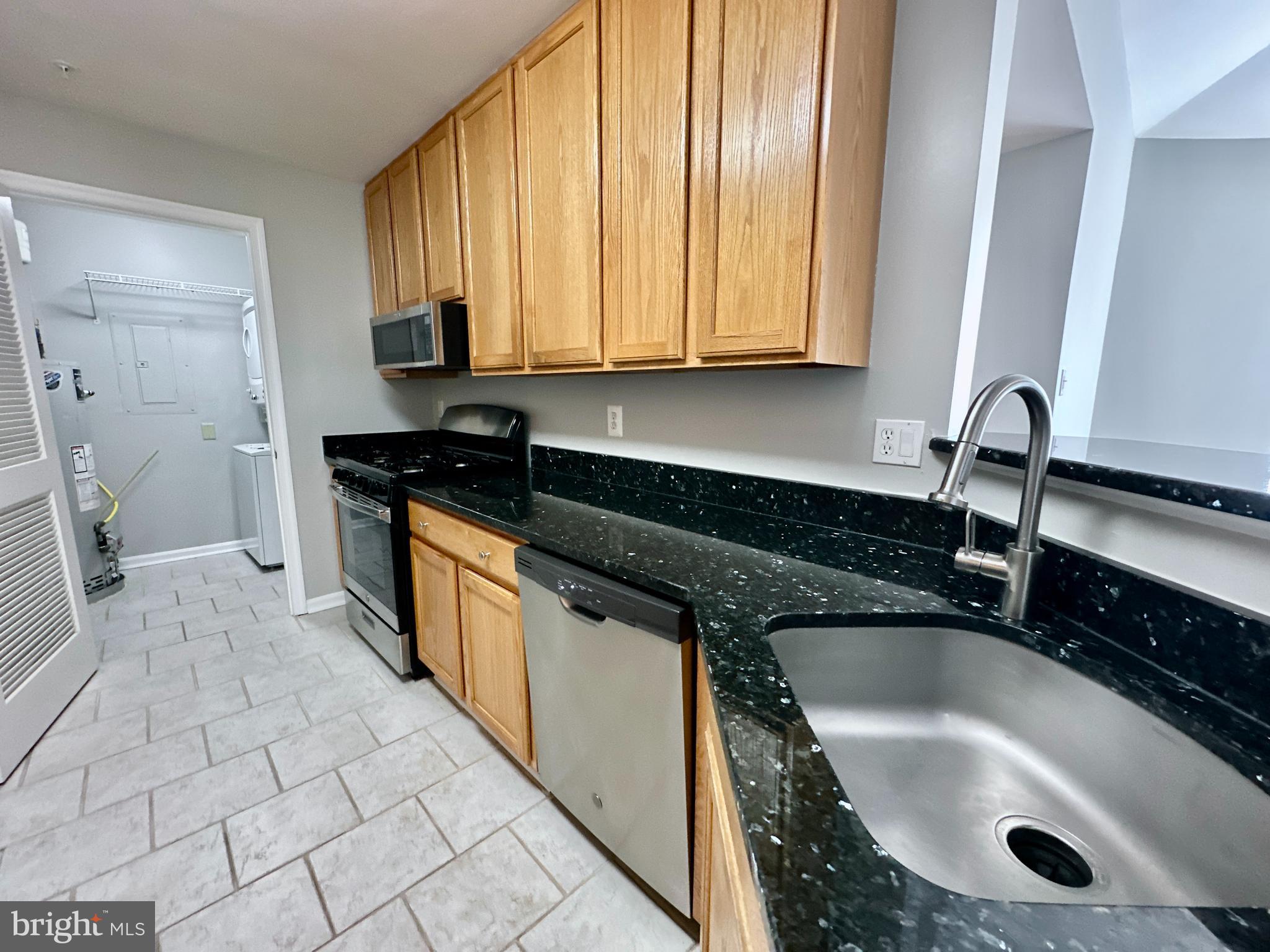 TOWN CENTER - Residential