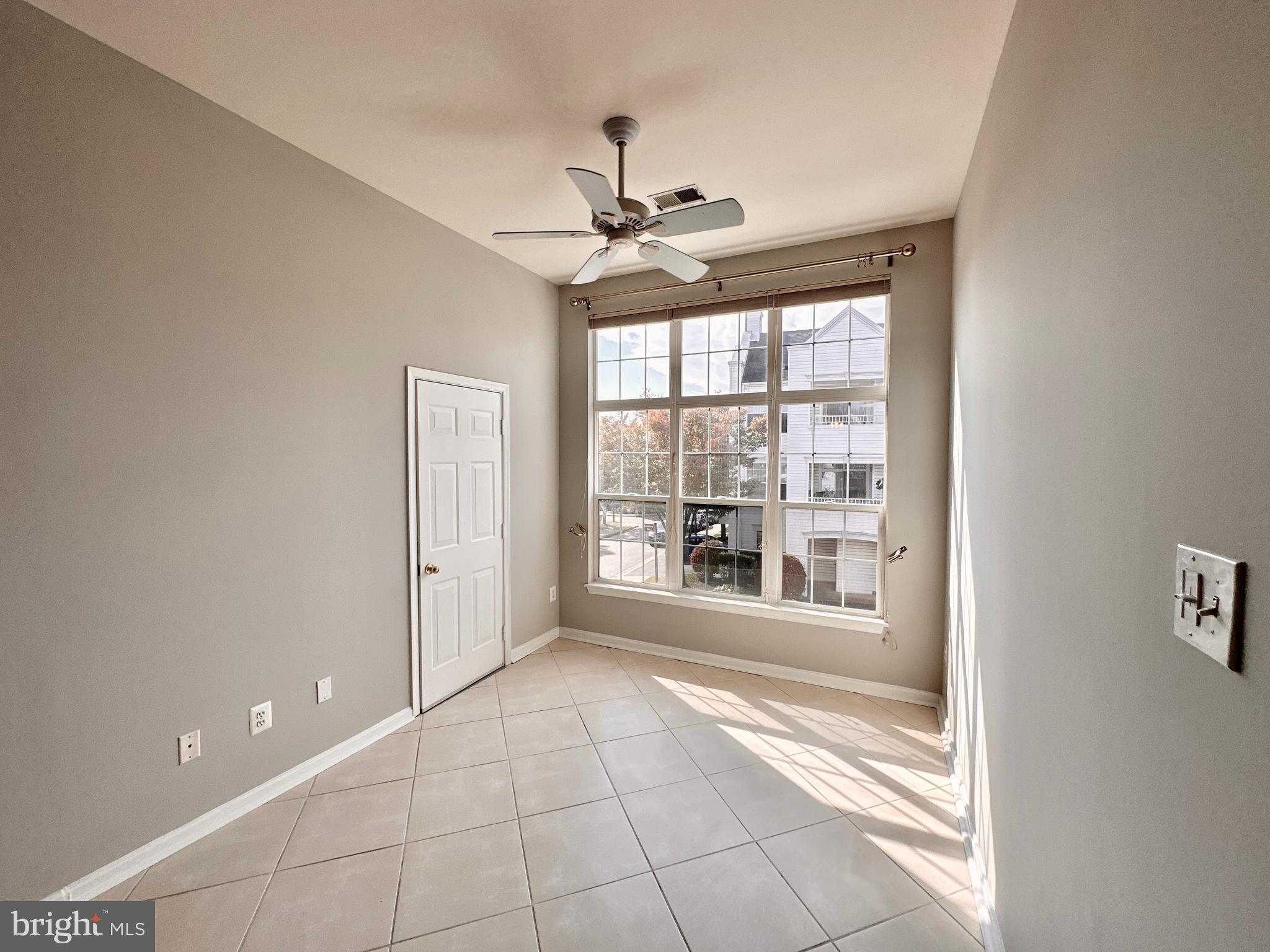 TOWN CENTER - Residential