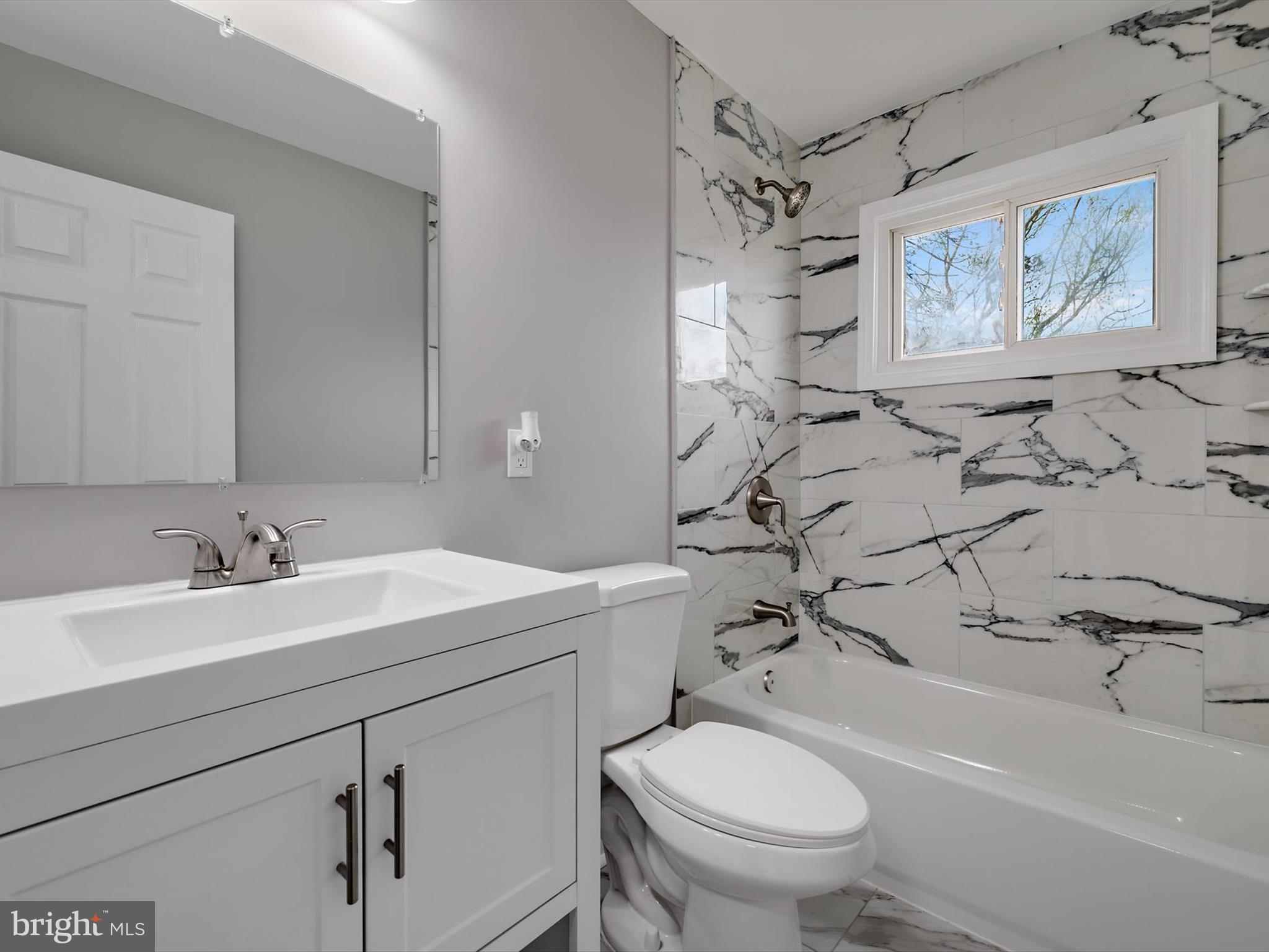 PIKESVILLE - Residential