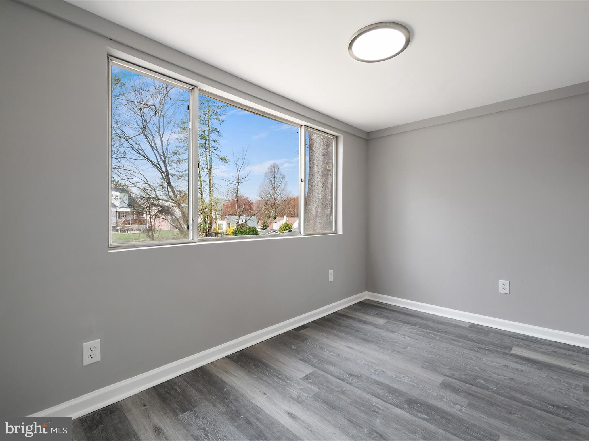 PIKESVILLE - Residential