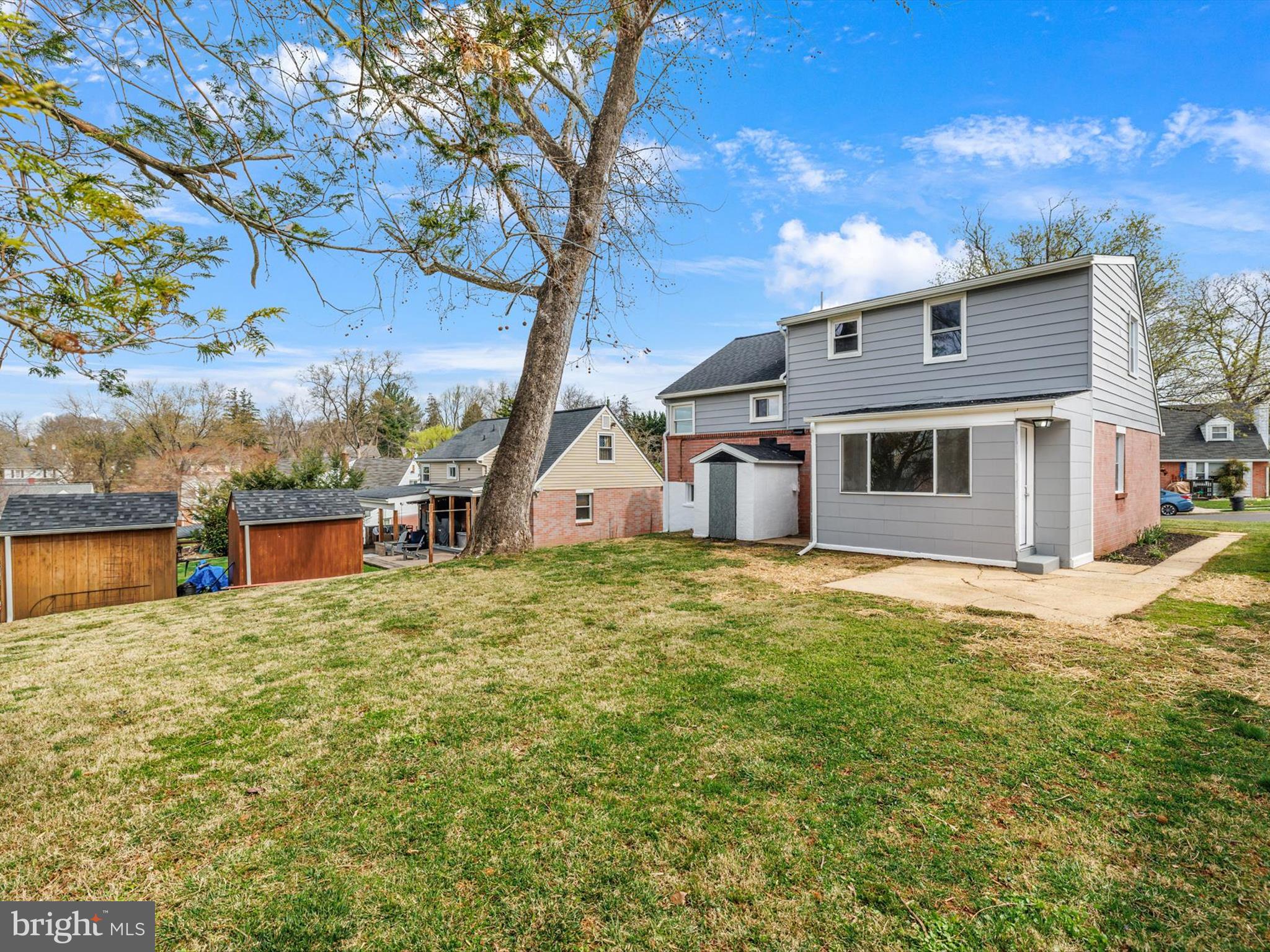 PIKESVILLE - Residential