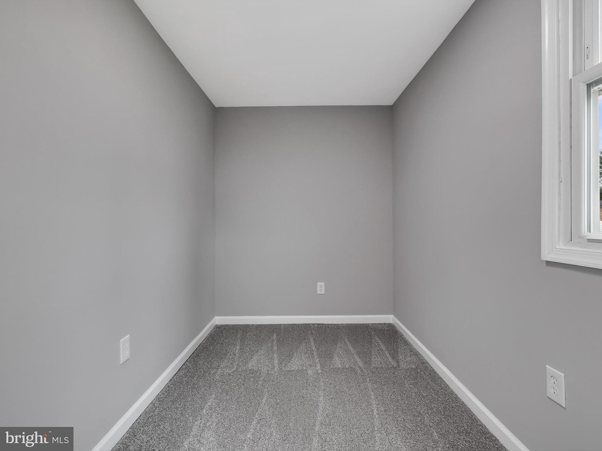 PIKESVILLE - Residential