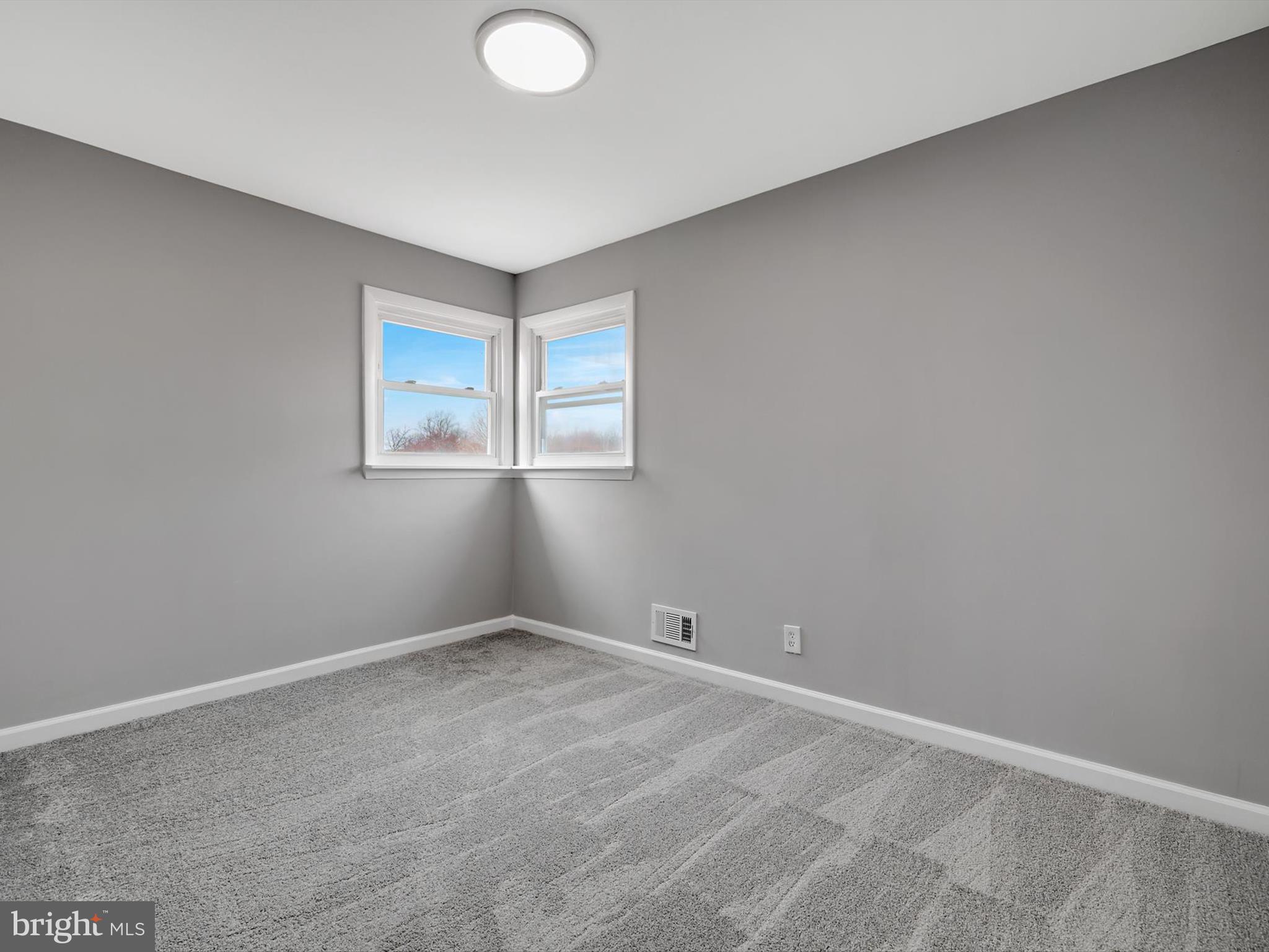 PIKESVILLE - Residential