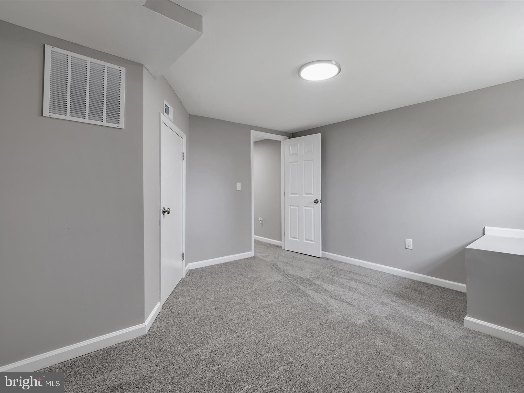 PIKESVILLE - Residential