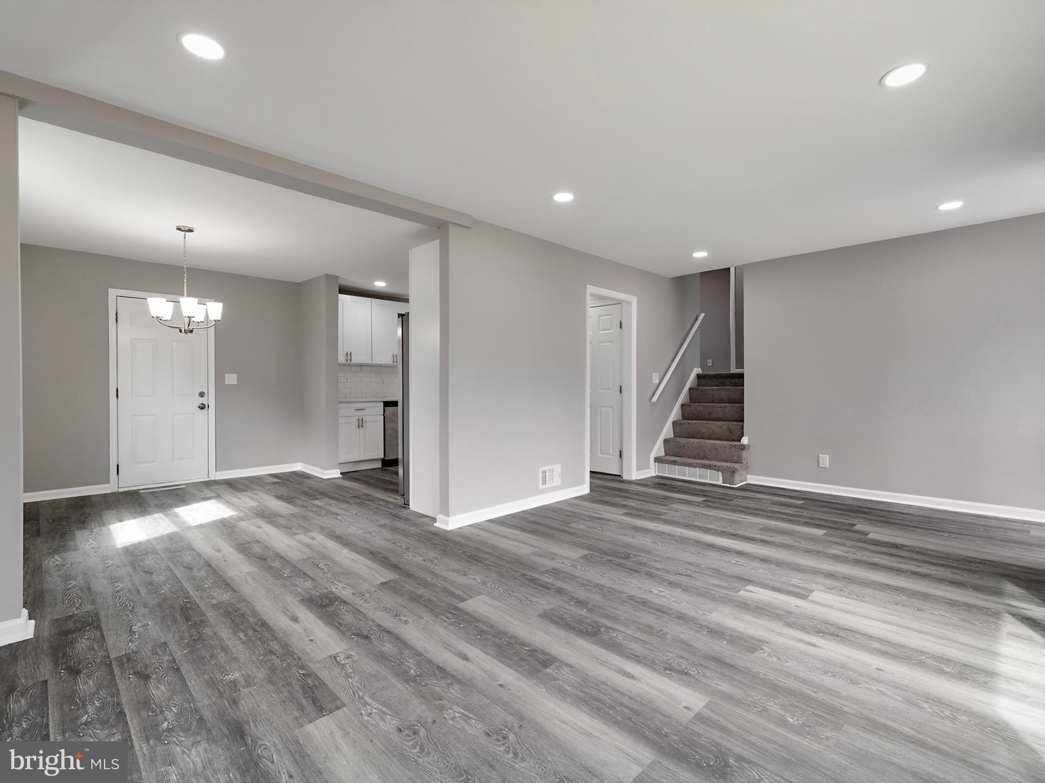 PIKESVILLE - Residential