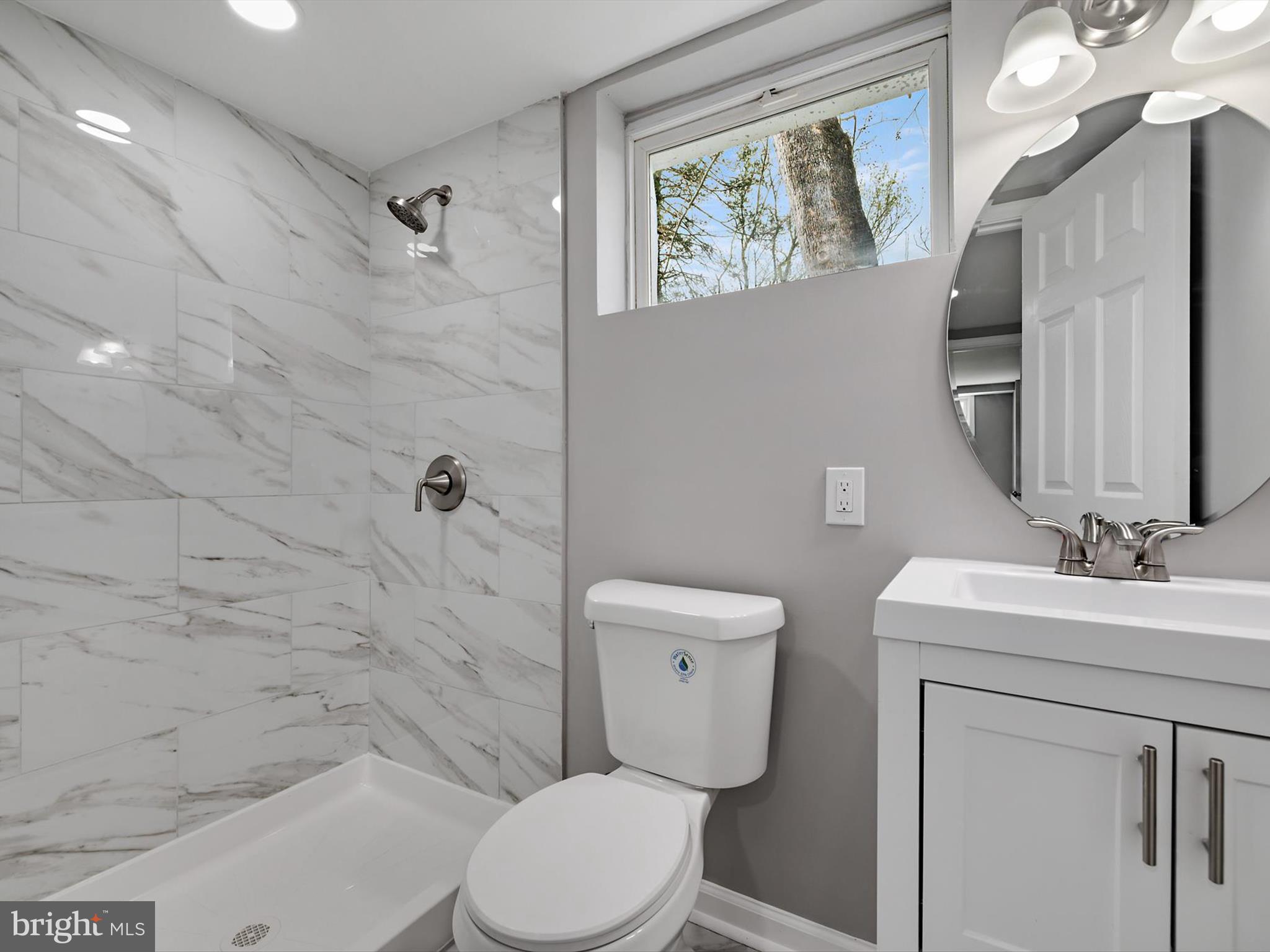 PIKESVILLE - Residential