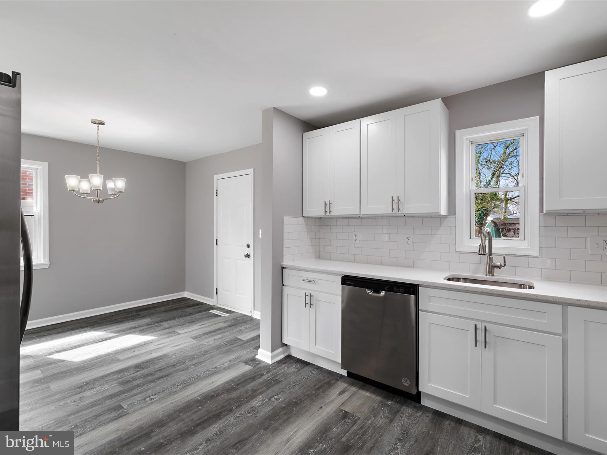 PIKESVILLE - Residential