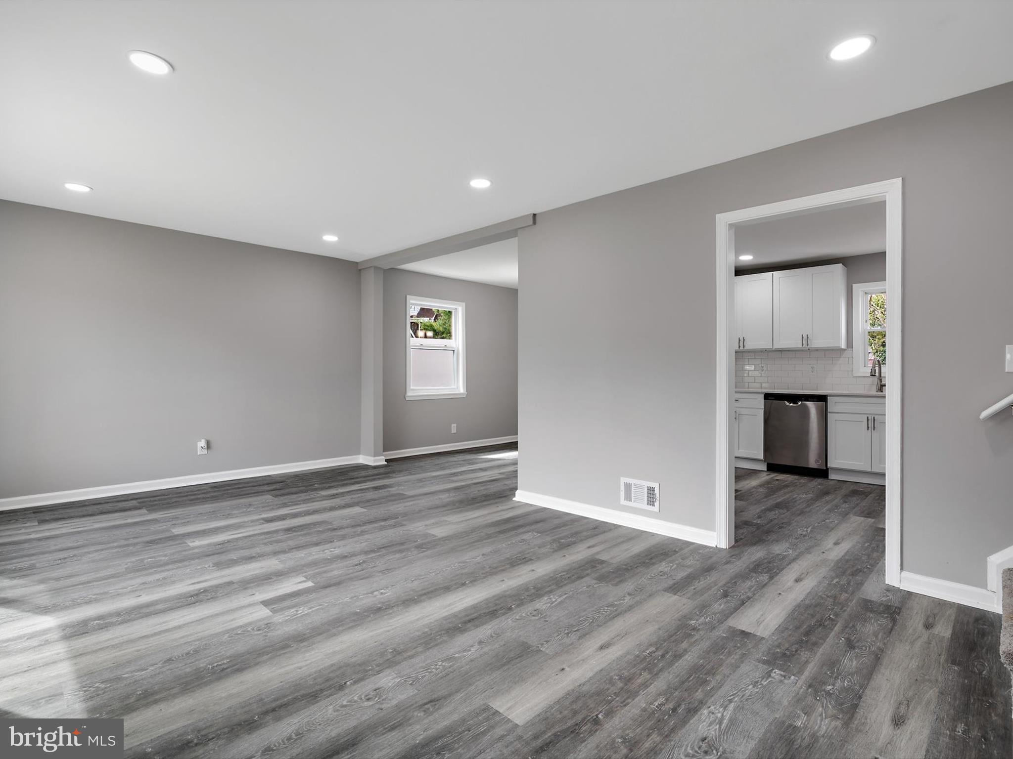 PIKESVILLE - Residential