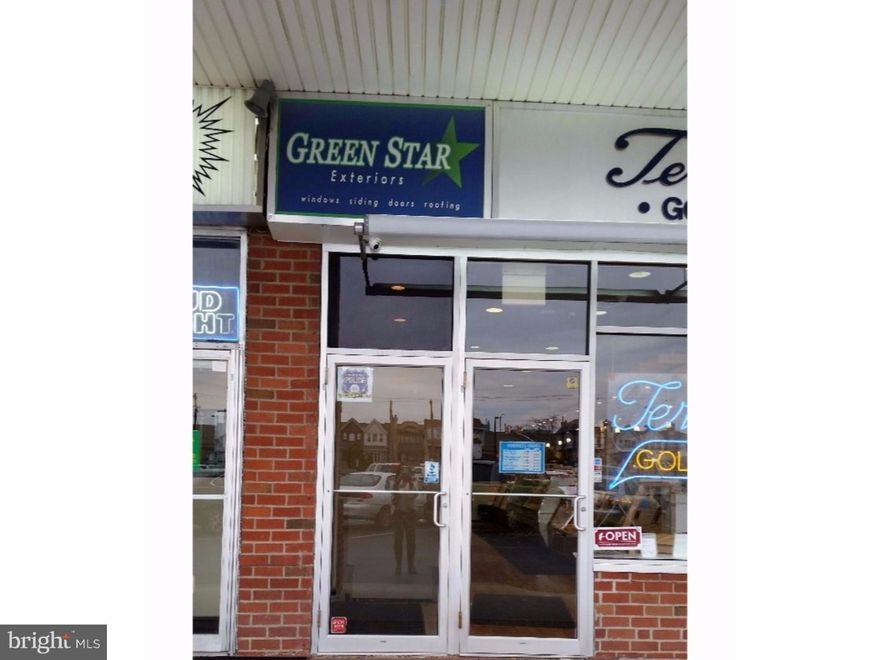 Come see this awesome office space located on the very desirable Packer Avenue. PARKING, PARKING, PARKING .....as this commercial space is being offered in a hugh lot on Packer Ave.(along side  of Termini's Bakery, Celebre's Pizzeria, Chickie's and Pete's and Pastificio Deli). Enter into a large, open floor layout which can be used as a seminar room or large meeting room. Continue back to the first spacious office which can easily fit 2 or more desks along with other office equiptment. The 2nd office is also a nice size. The 2 piece bathroom is modern and the rear of this property offers some extra storage space for inventory, etc. Tenant responsible for all utilities. Make your appt. today.