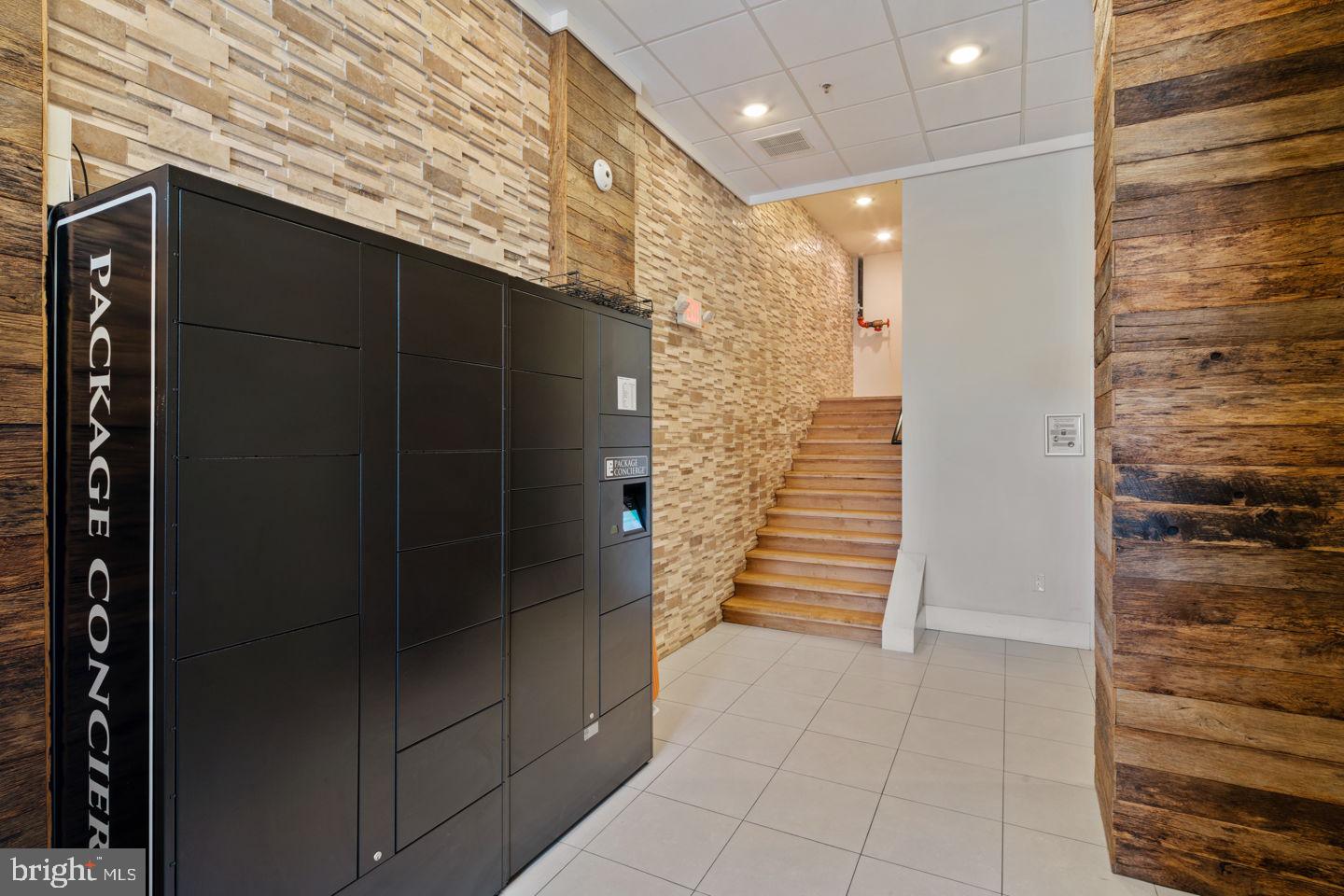 GRADUATE HOSPITAL - Residential Lease