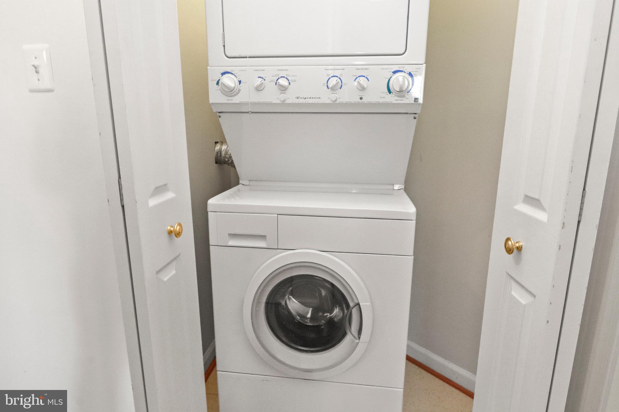 VILLARIDGE - Residential